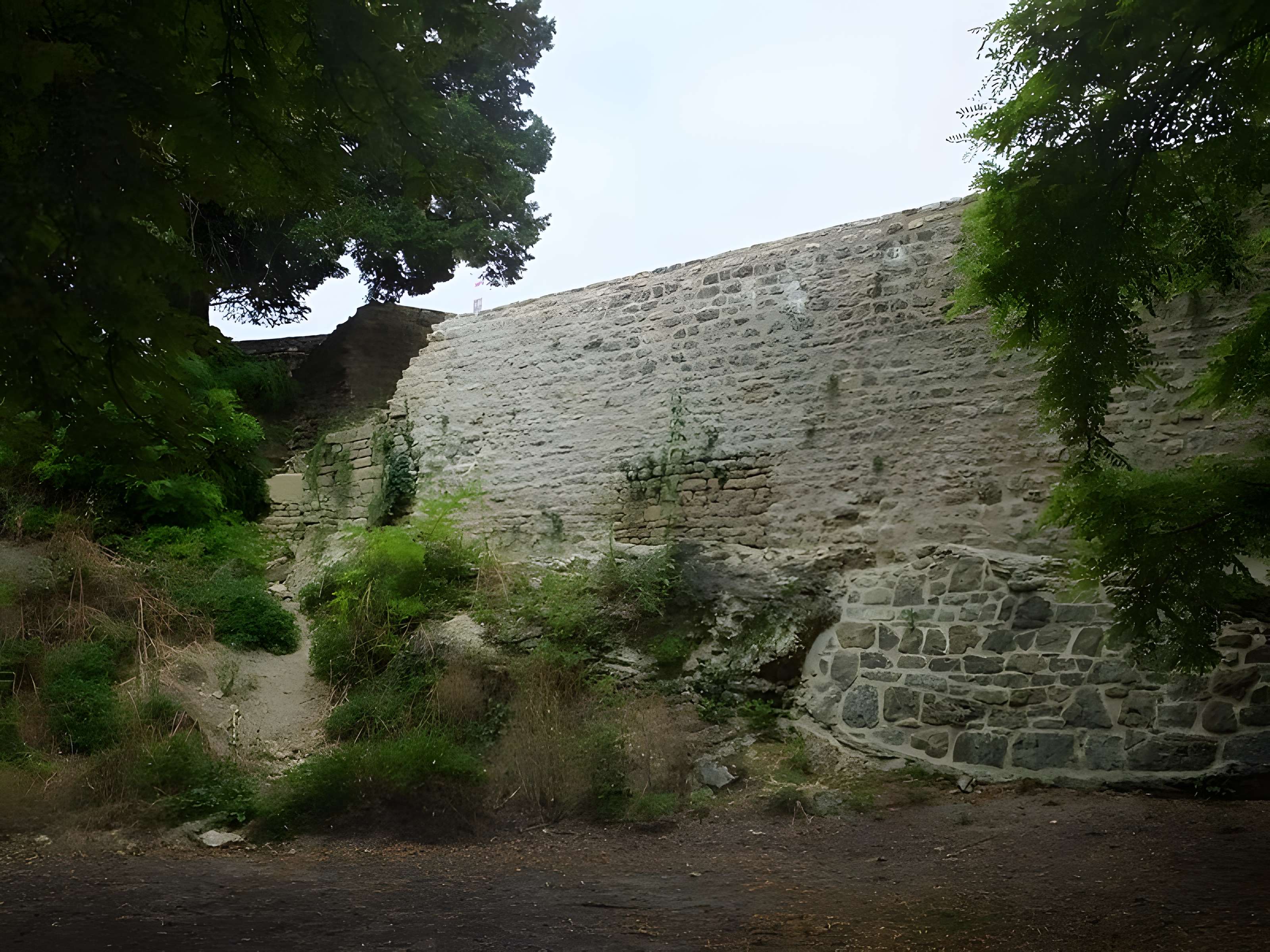 Château de Montrond à Saint-Amand-Montrond