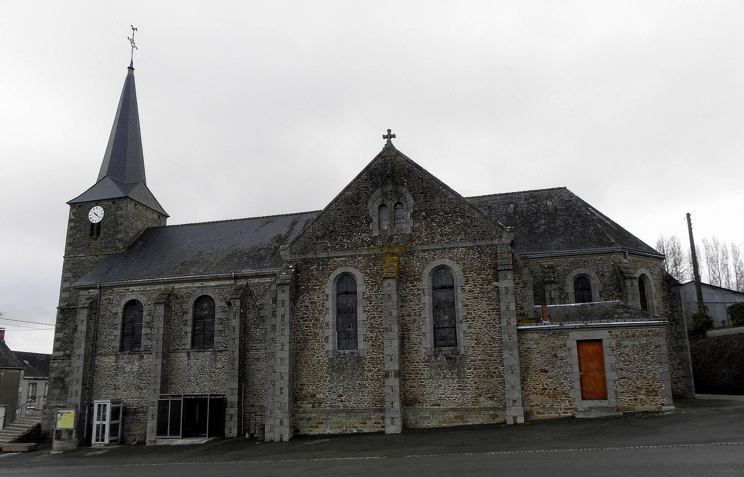 Photo de Église Saint-Pierre d'Hardanges