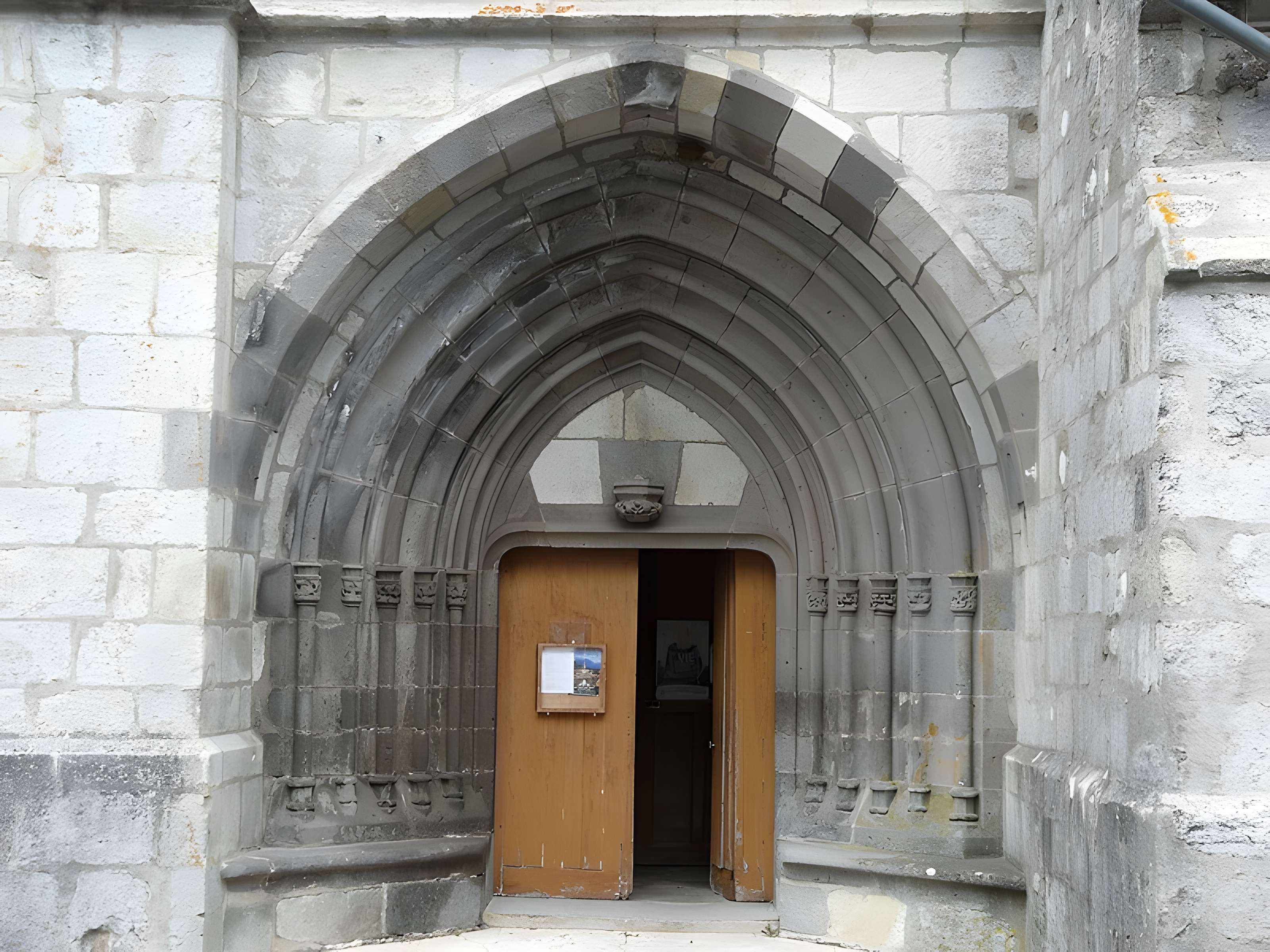 Église Saint-Blaise de Marcenat