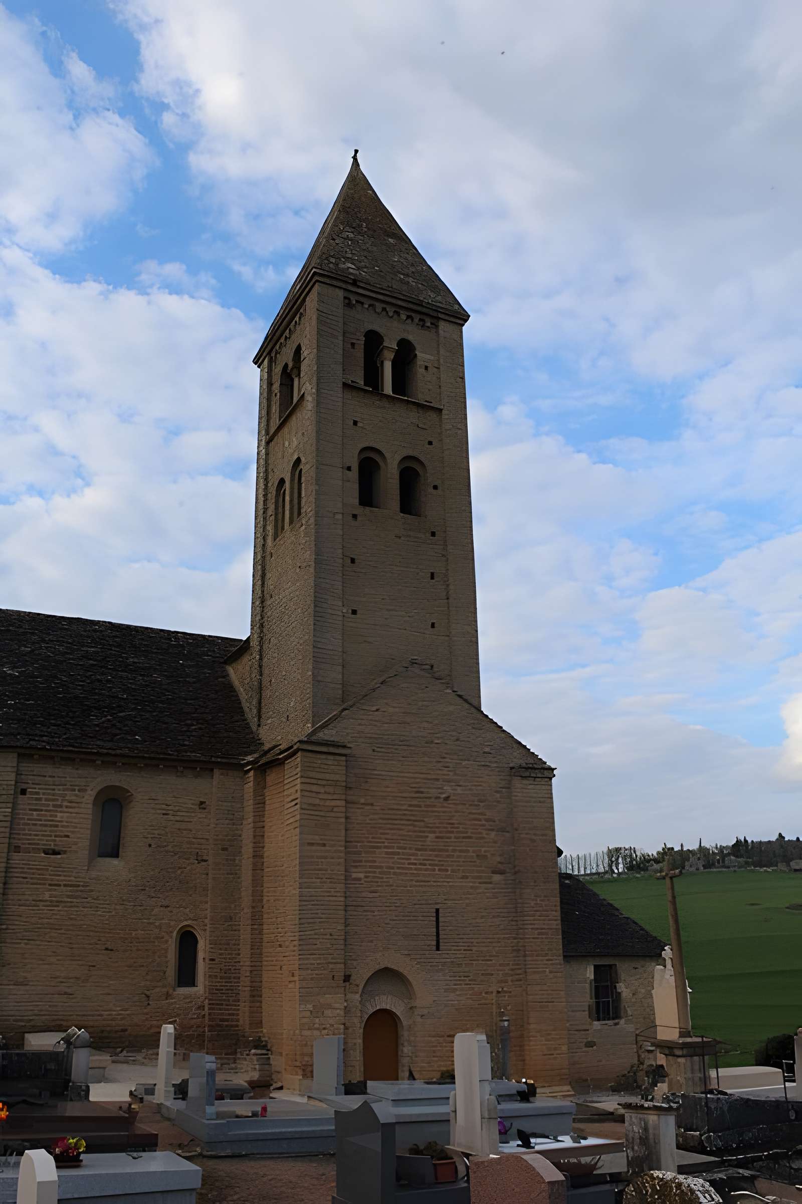 Église Saint-Blaise de Mazille