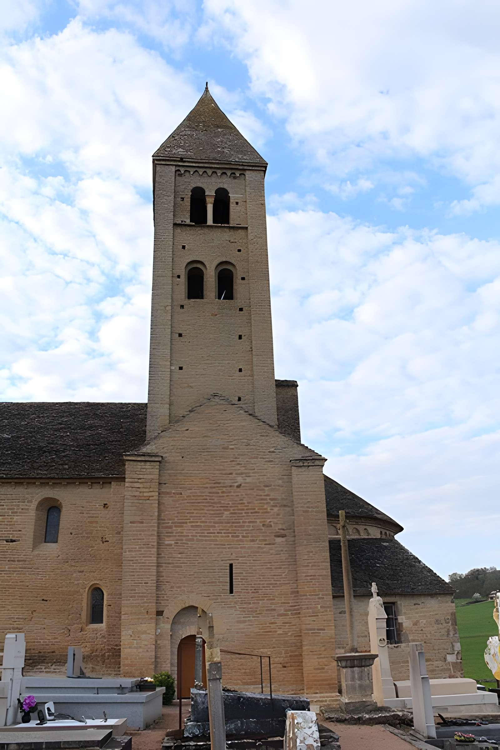 Église Saint-Blaise de Mazille