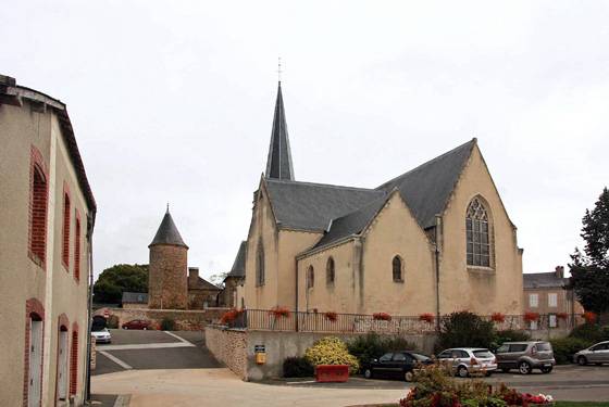 Photo de Église Saint-Georges de Montigné-le-Brillant