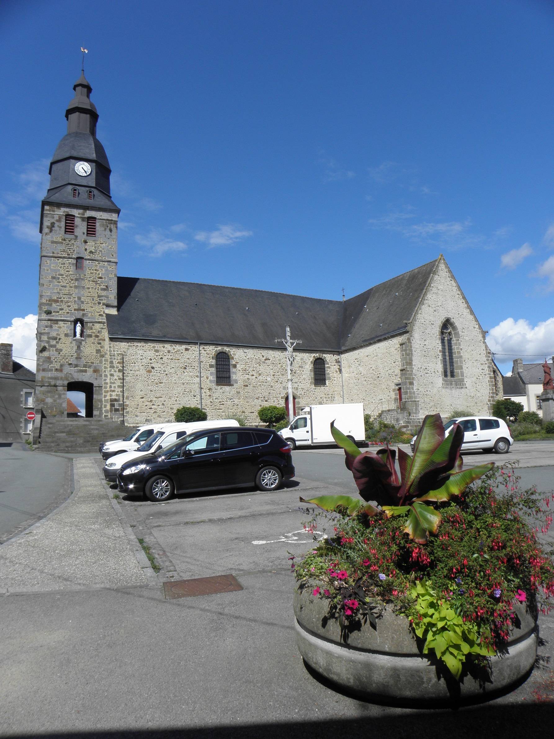 Photo de Church of Saint Peter of Oisseau