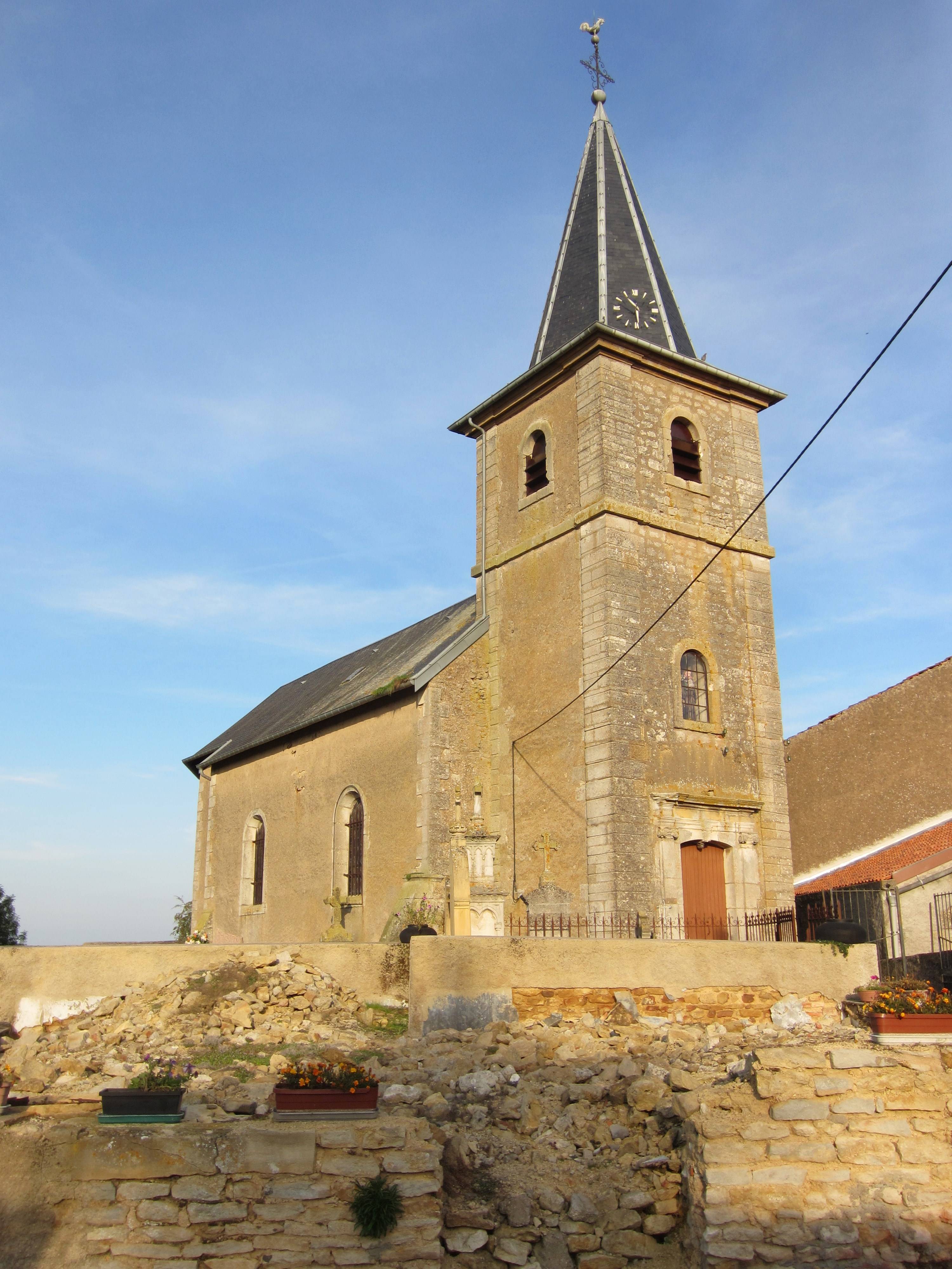 Photo de Kirche Saint-Hilaire d'Allamont