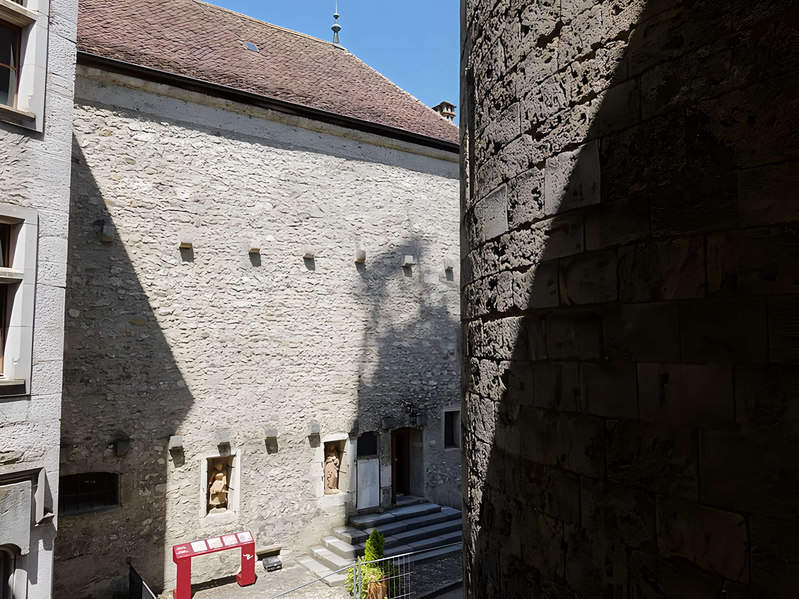 Château de Montrottier