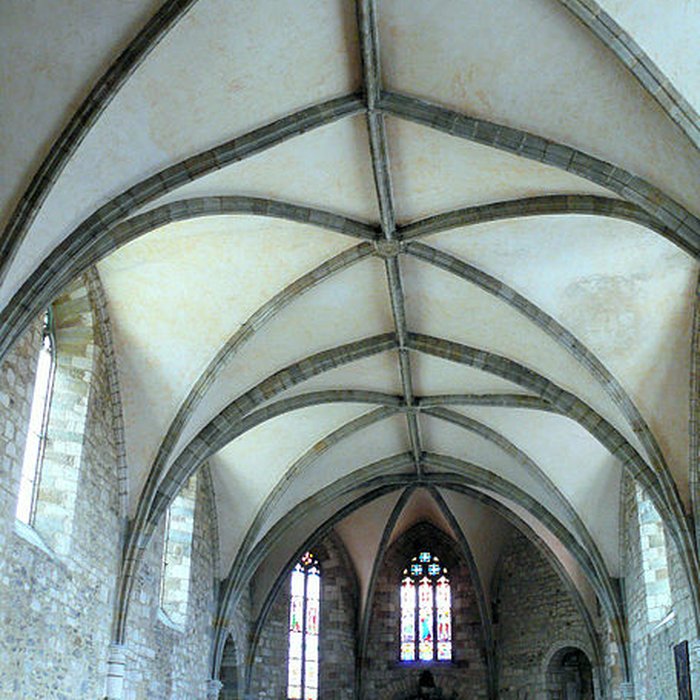 Photo de Église Saint-Césaire de Maurs