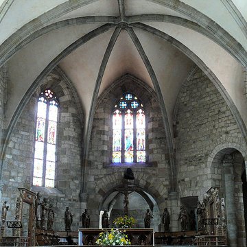 Église Saint-Césaire de Maurs