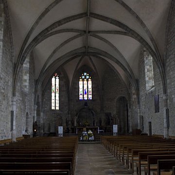 Église Saint-Césaire de Maurs
