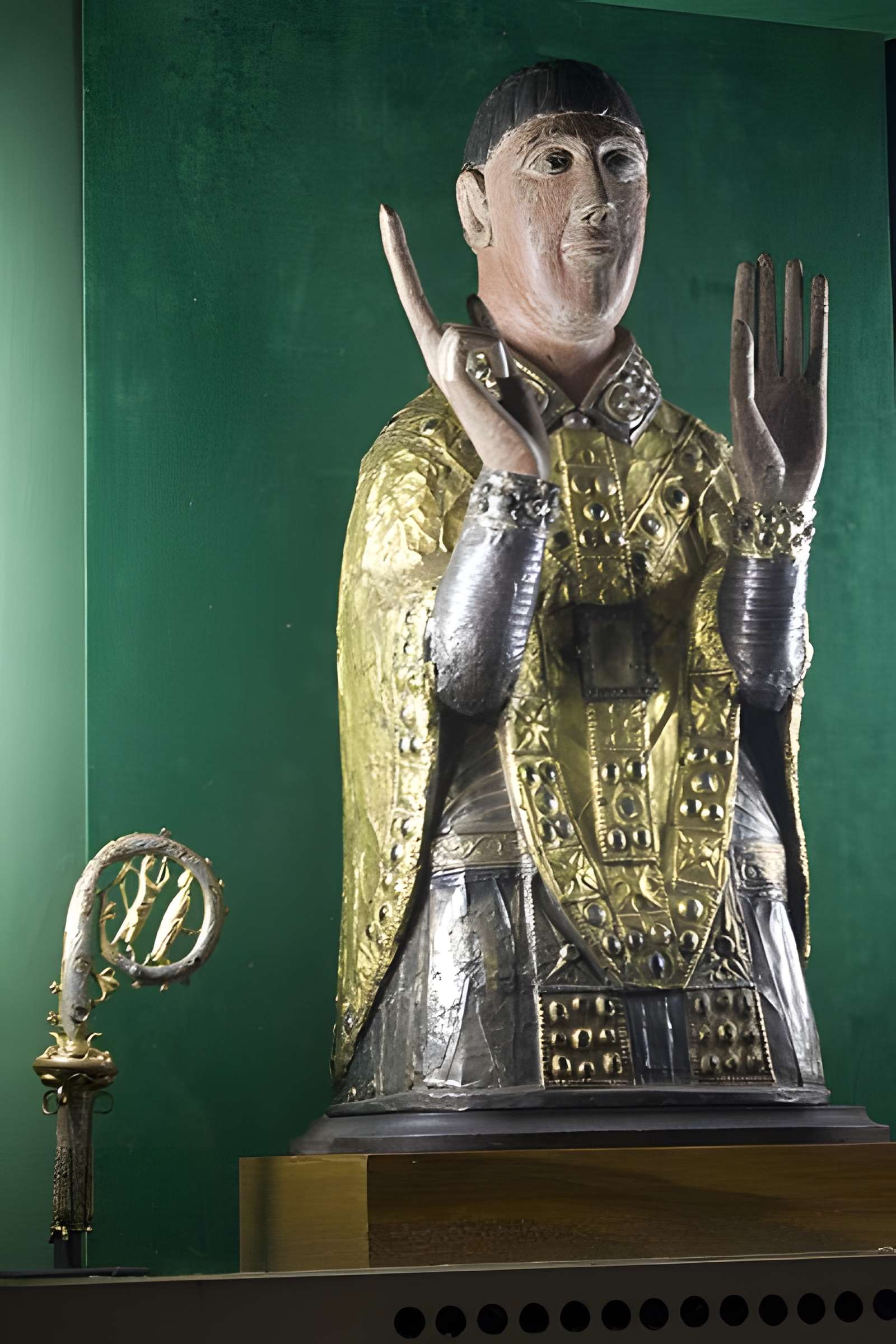 Église Saint-Césaire de Maurs 