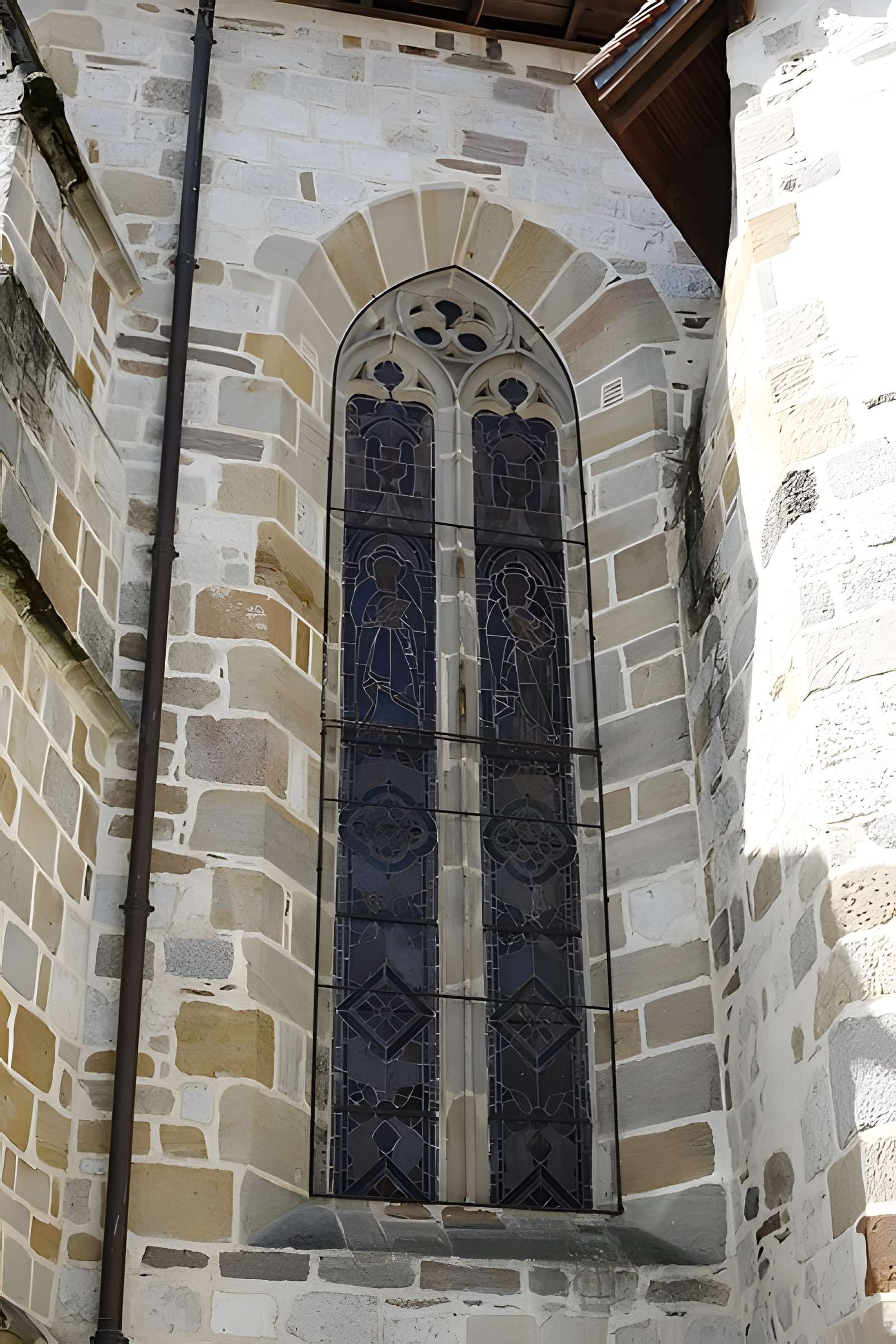 Église Saint-Césaire de Maurs