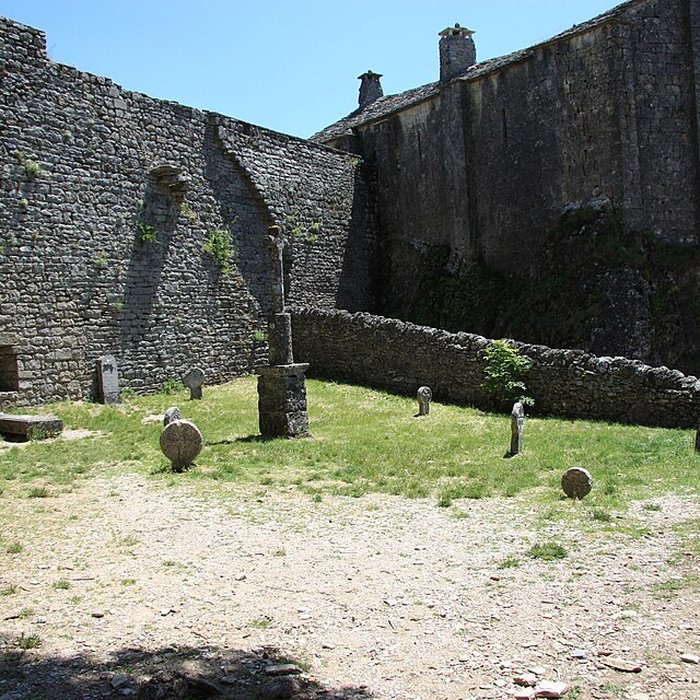 Photo de Église Saint-Christol de La Couvertoirade