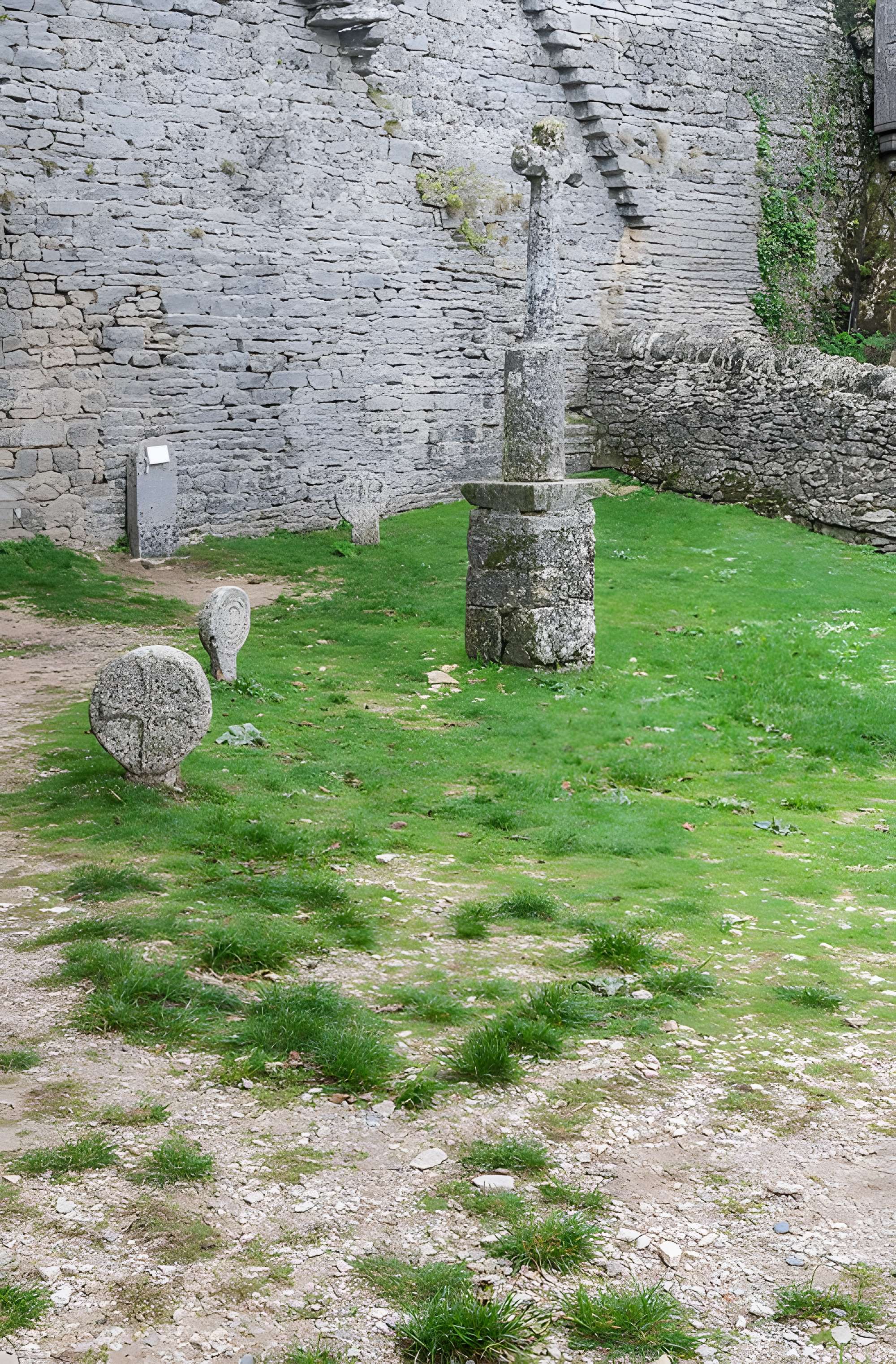 Église Saint-Christol de La Couvertoirade