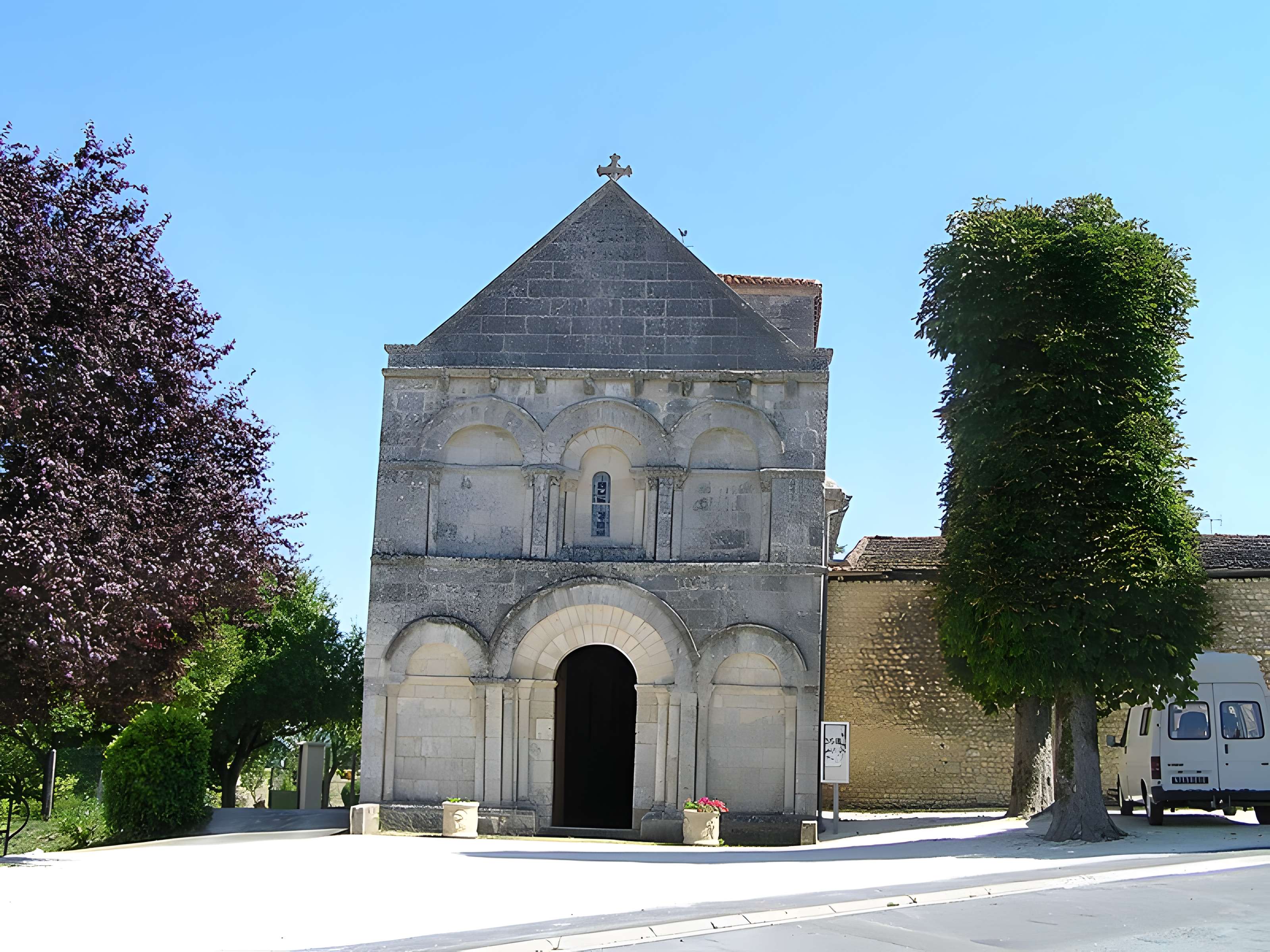 Église Saint-Christophe de Champagne-Vigny