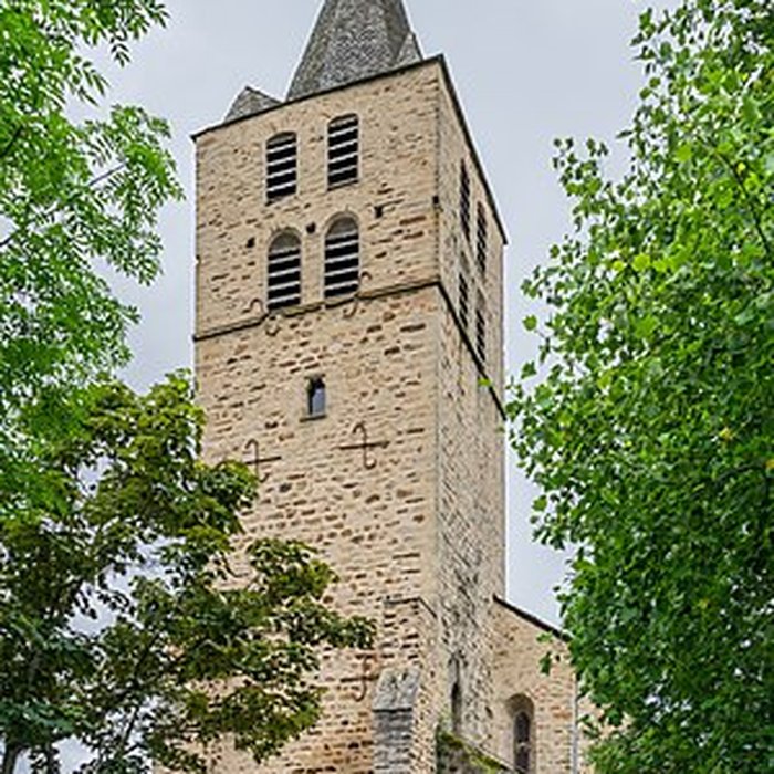 Photo de Église Saint-Christophe de Sauveterre-de-Rouergue
