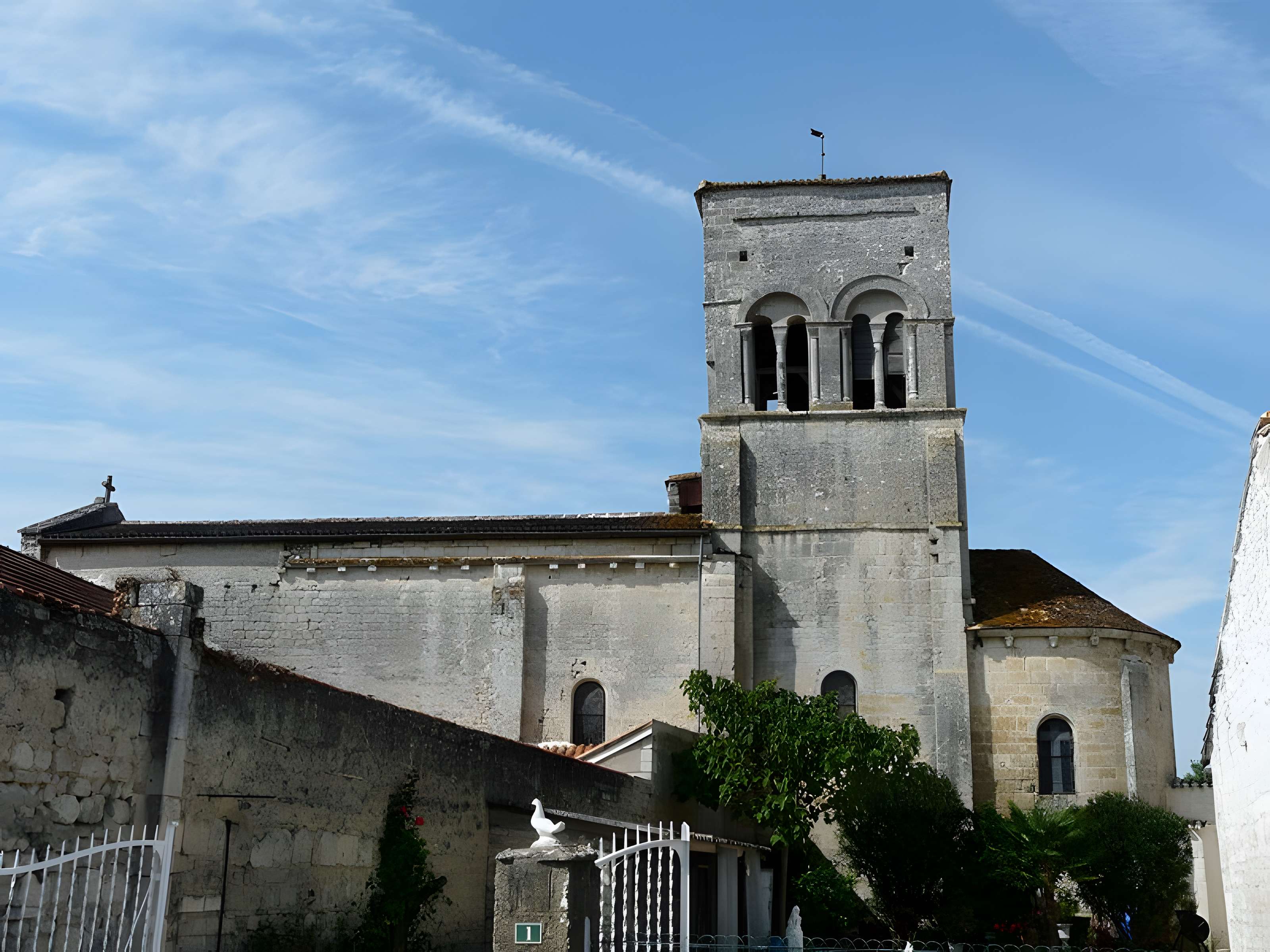 Église Saint-Christophe de Vindelle 