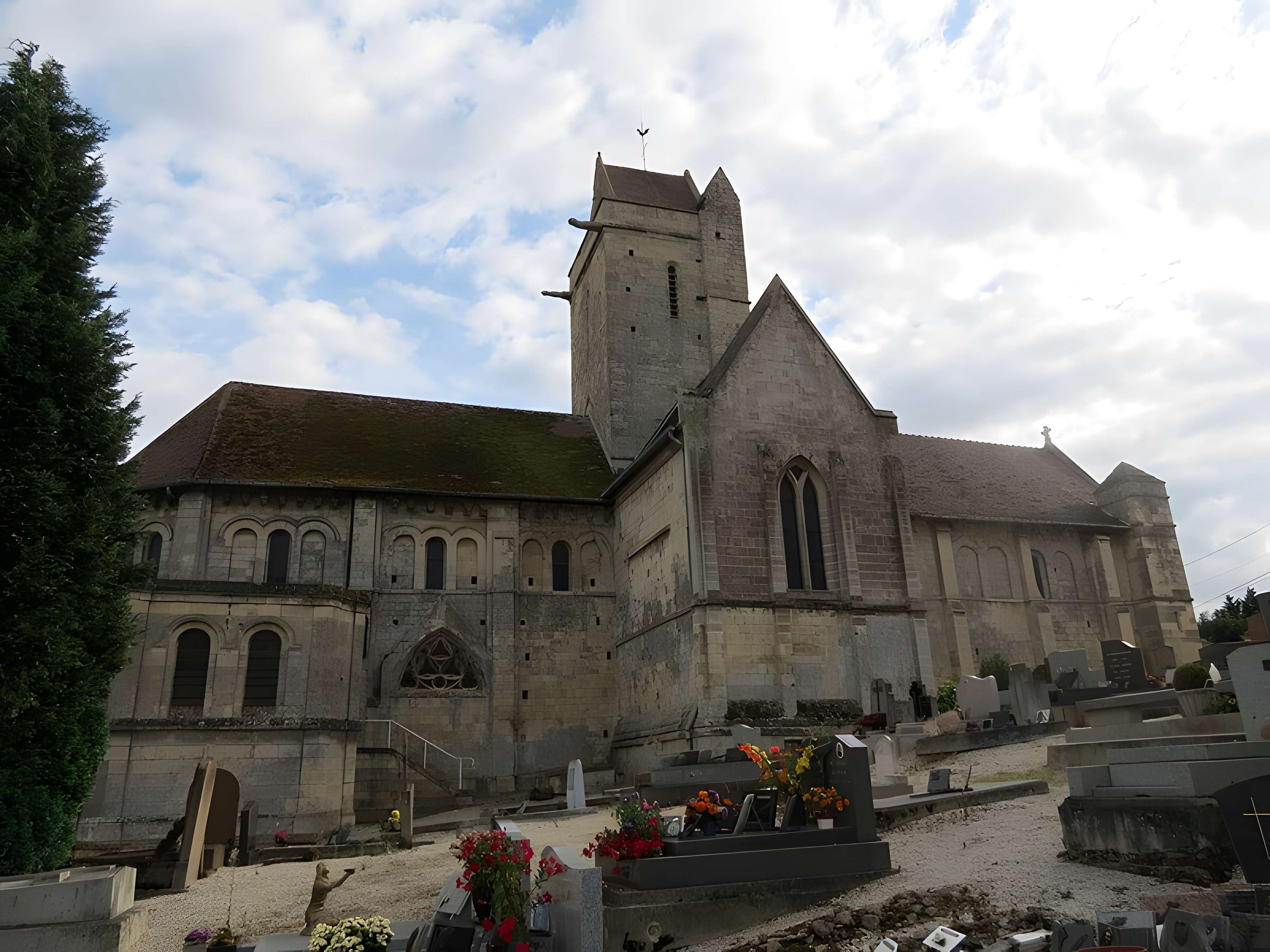 Église Saint-Clair d'Hérouville-Saint-Clair