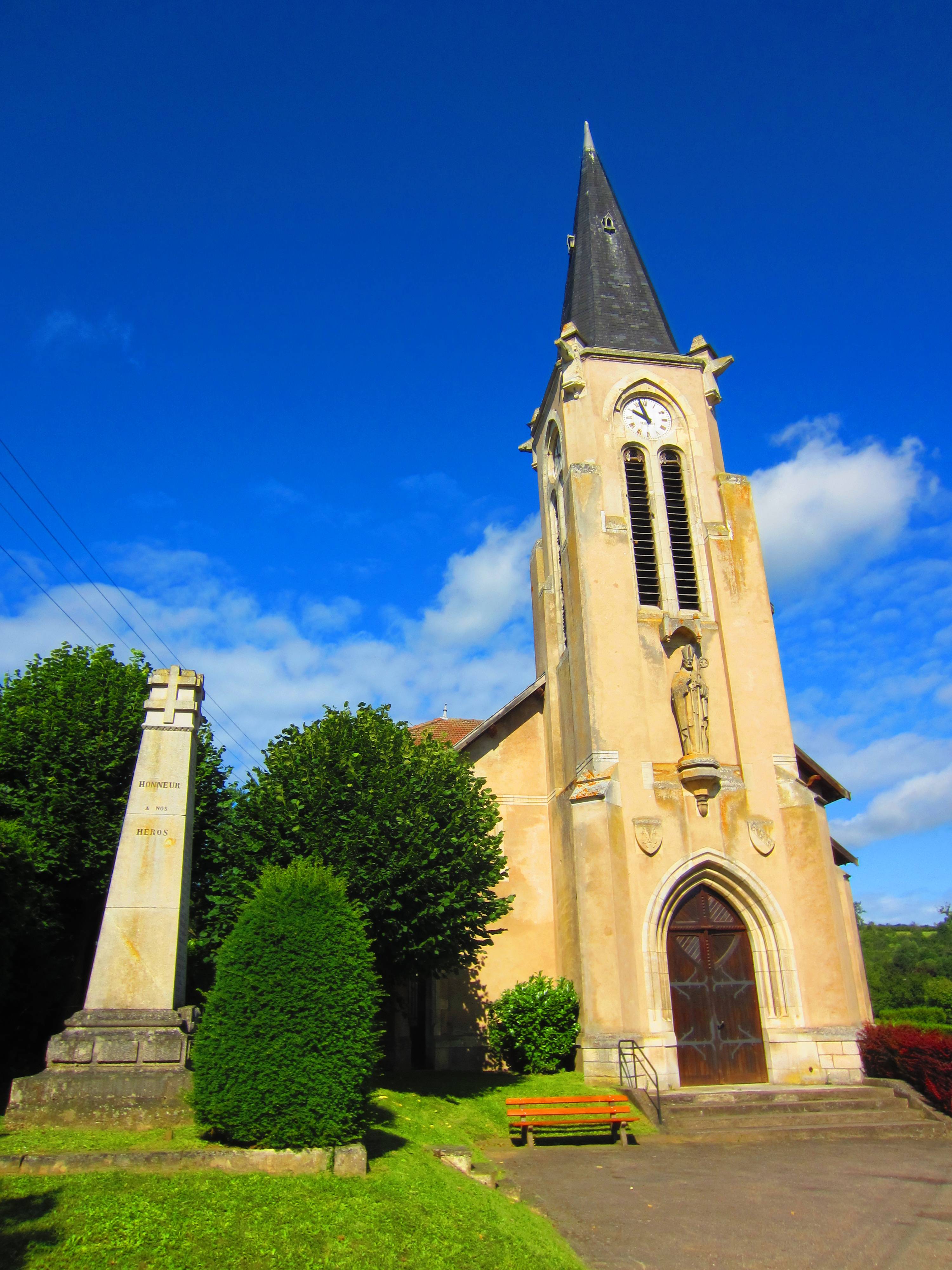 Photo de Iglesia de Saint-Denis de Lesmenils