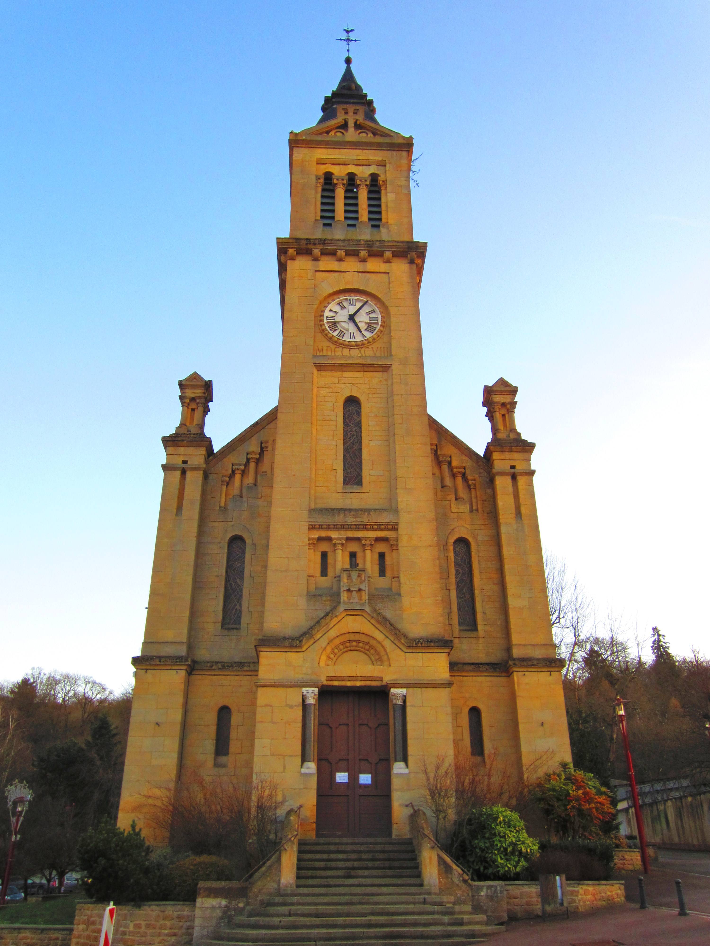 Photo de St. Lawrence Church of Longlaville