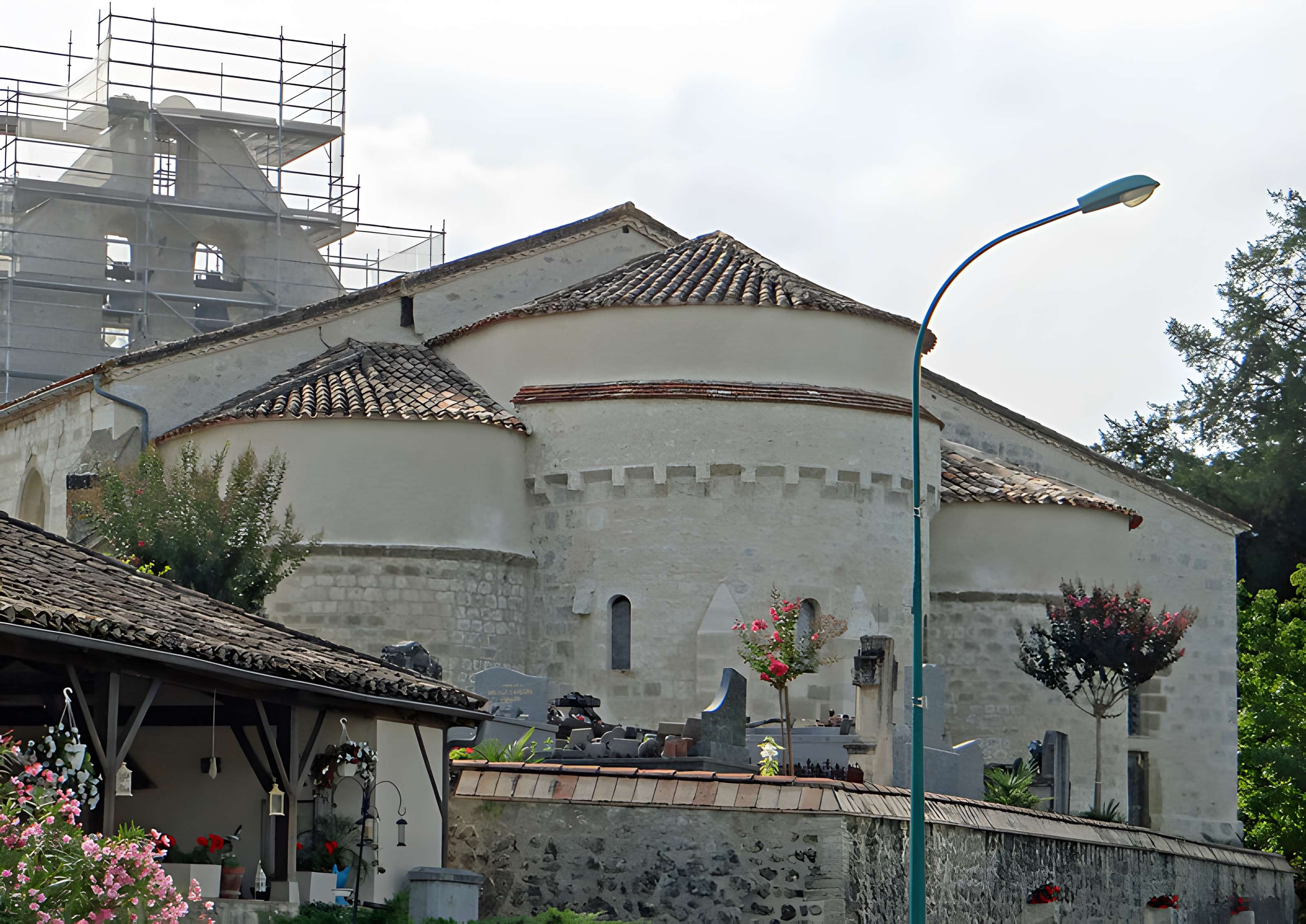 Église Saint-Colomban de Saint-Colomb-de-Lauzun