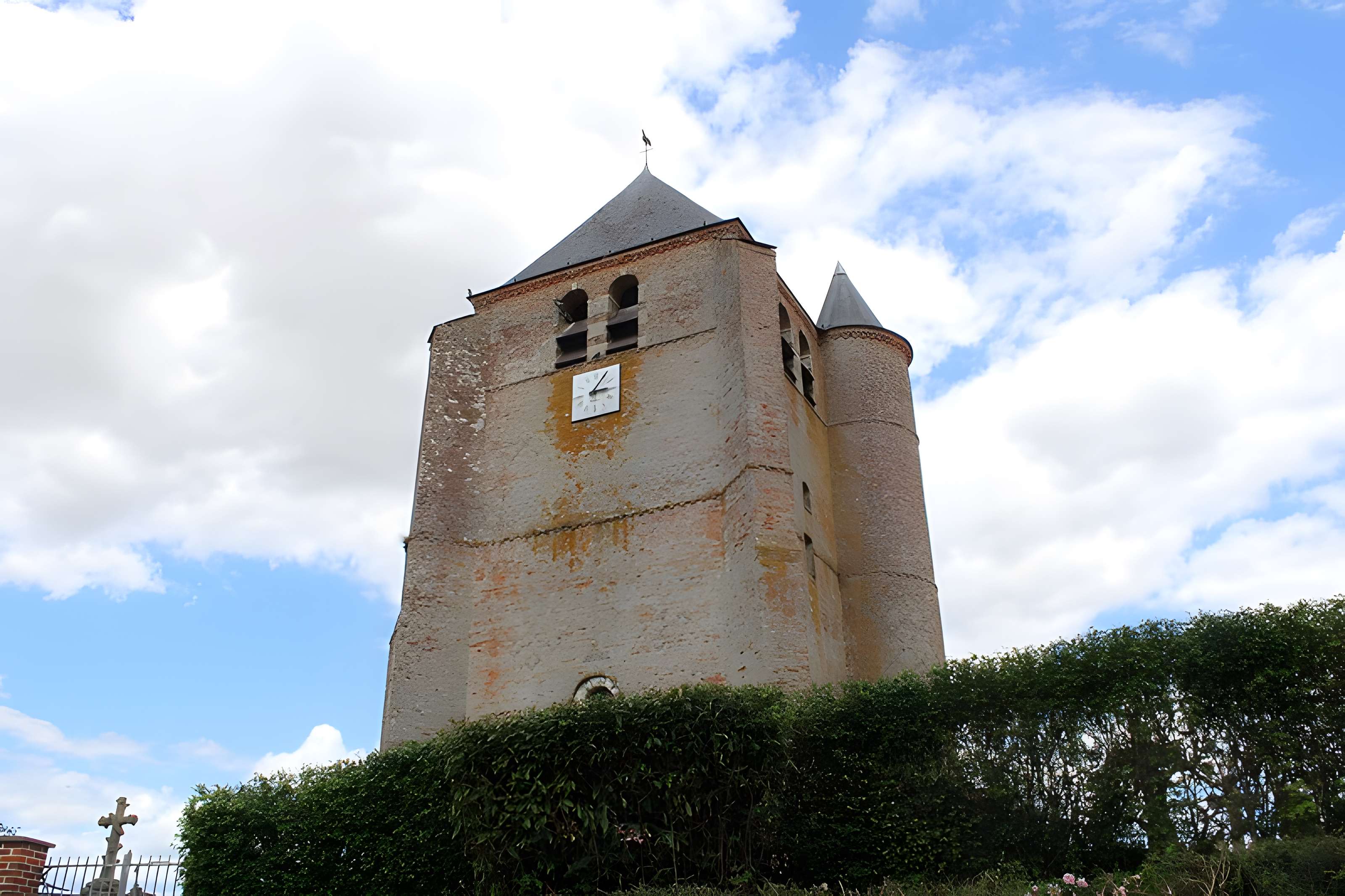 Église Saint-Corneille-et-Saint-Cyprien d'Hary