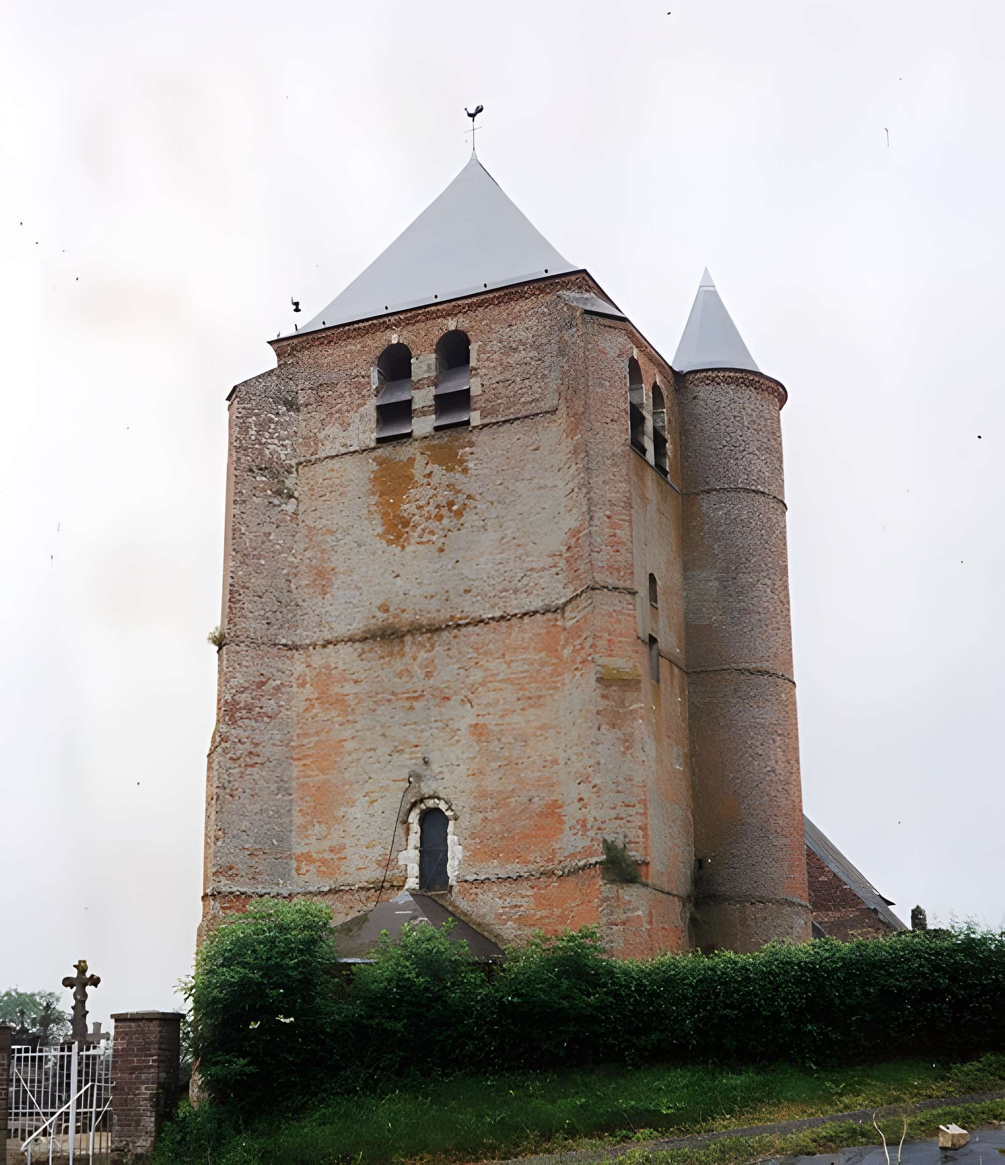Église Saint-Corneille-et-Saint-Cyprien d'Hary