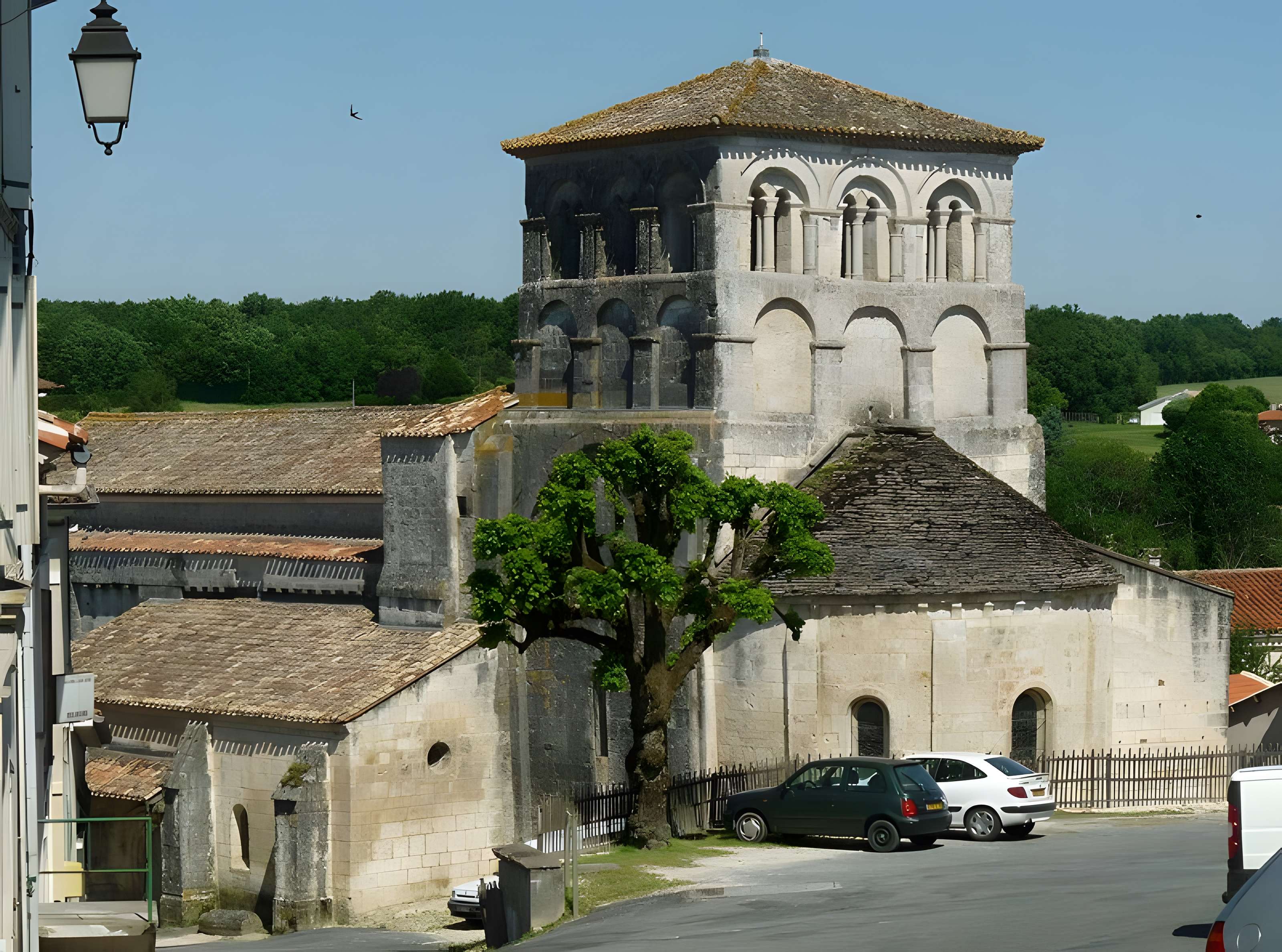 Église Saint-Cybard de Dignac 
