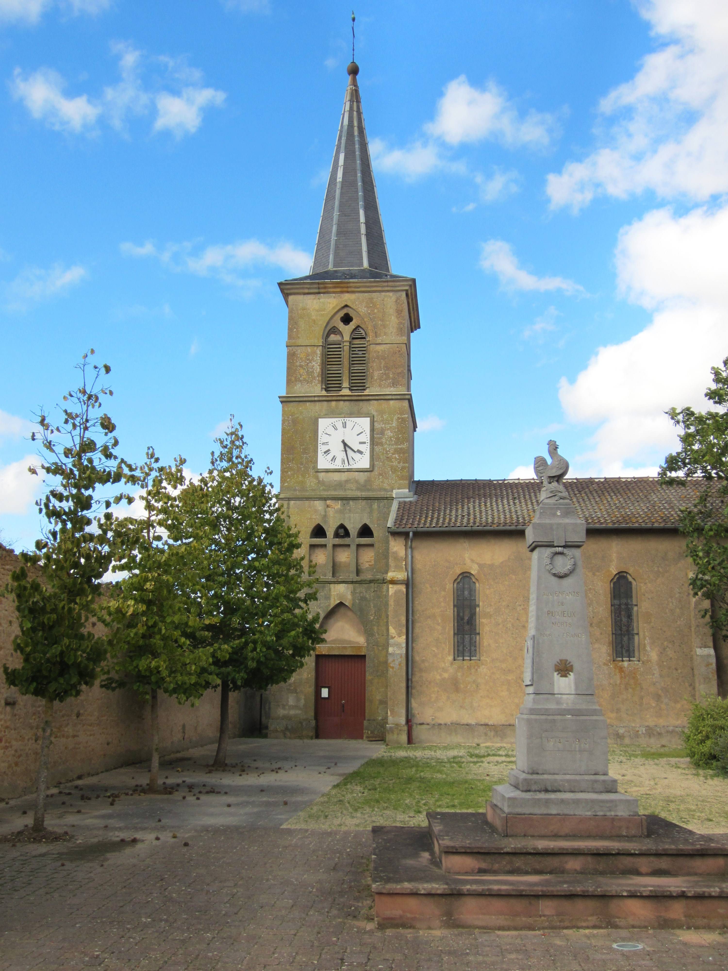 Photo de Kirche von Saint Cécile von Puxieux