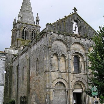 Église Saint-Cybard de Roullet