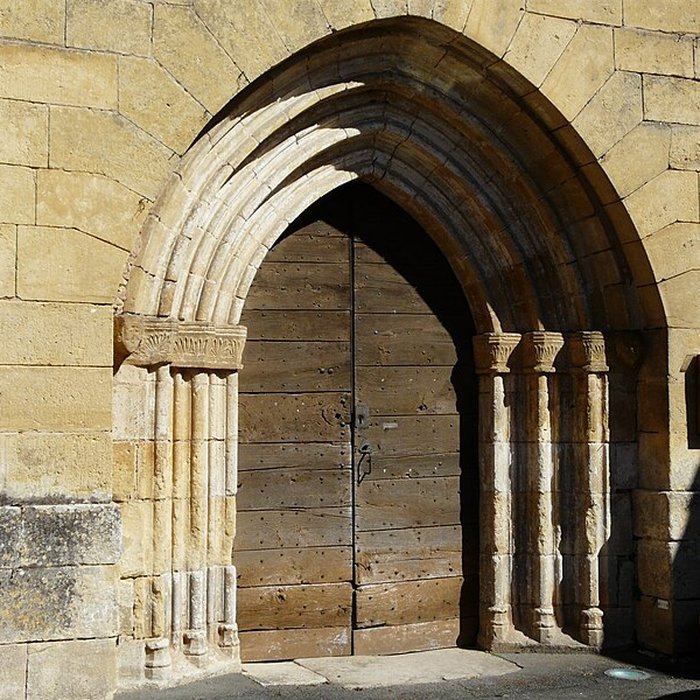 Photo de Église Saint-Cyr-et-Sainte-Julitte dAubas