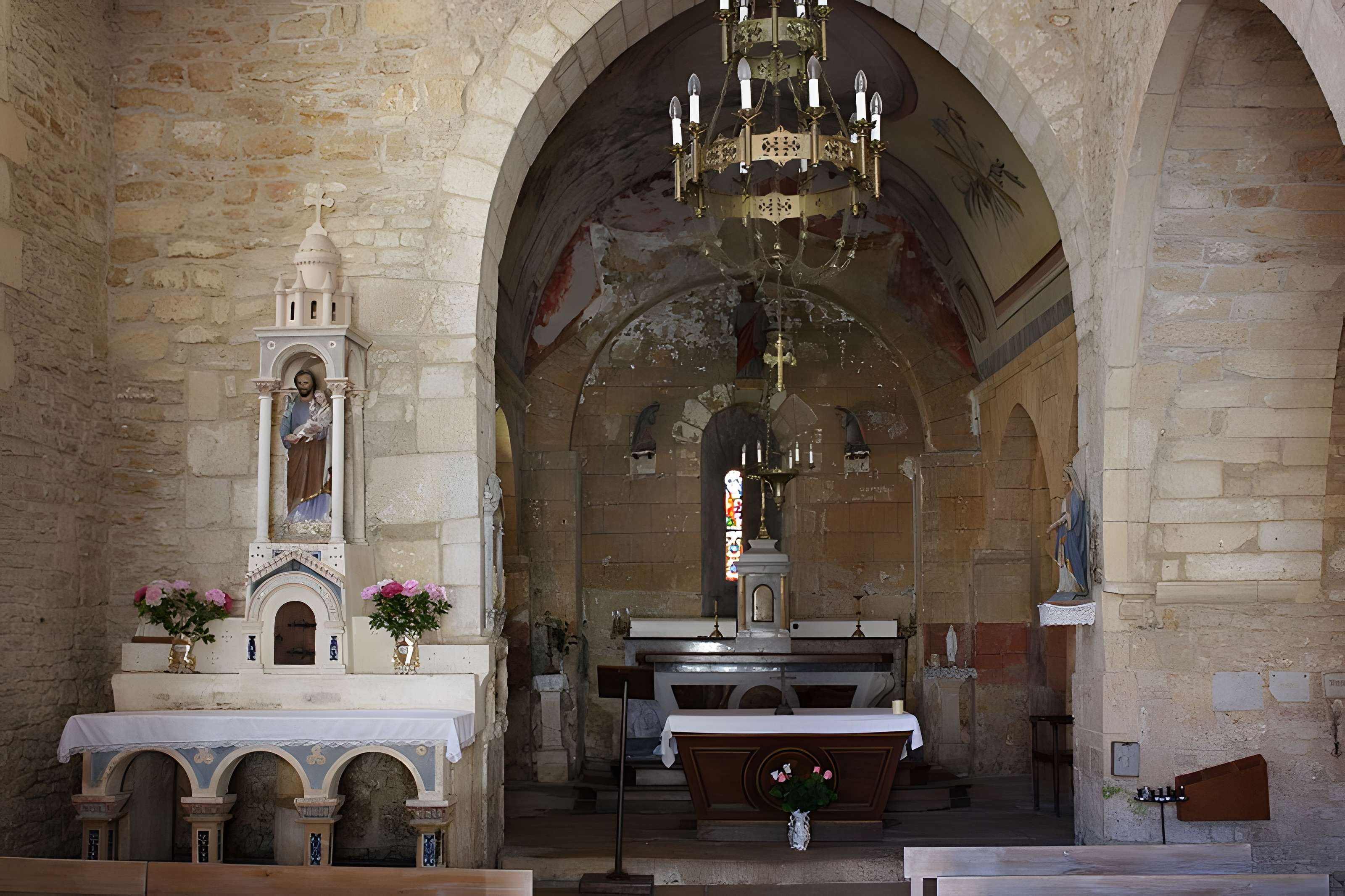 Église Saint-Cyr-et-Sainte-Julitte d'Aubas