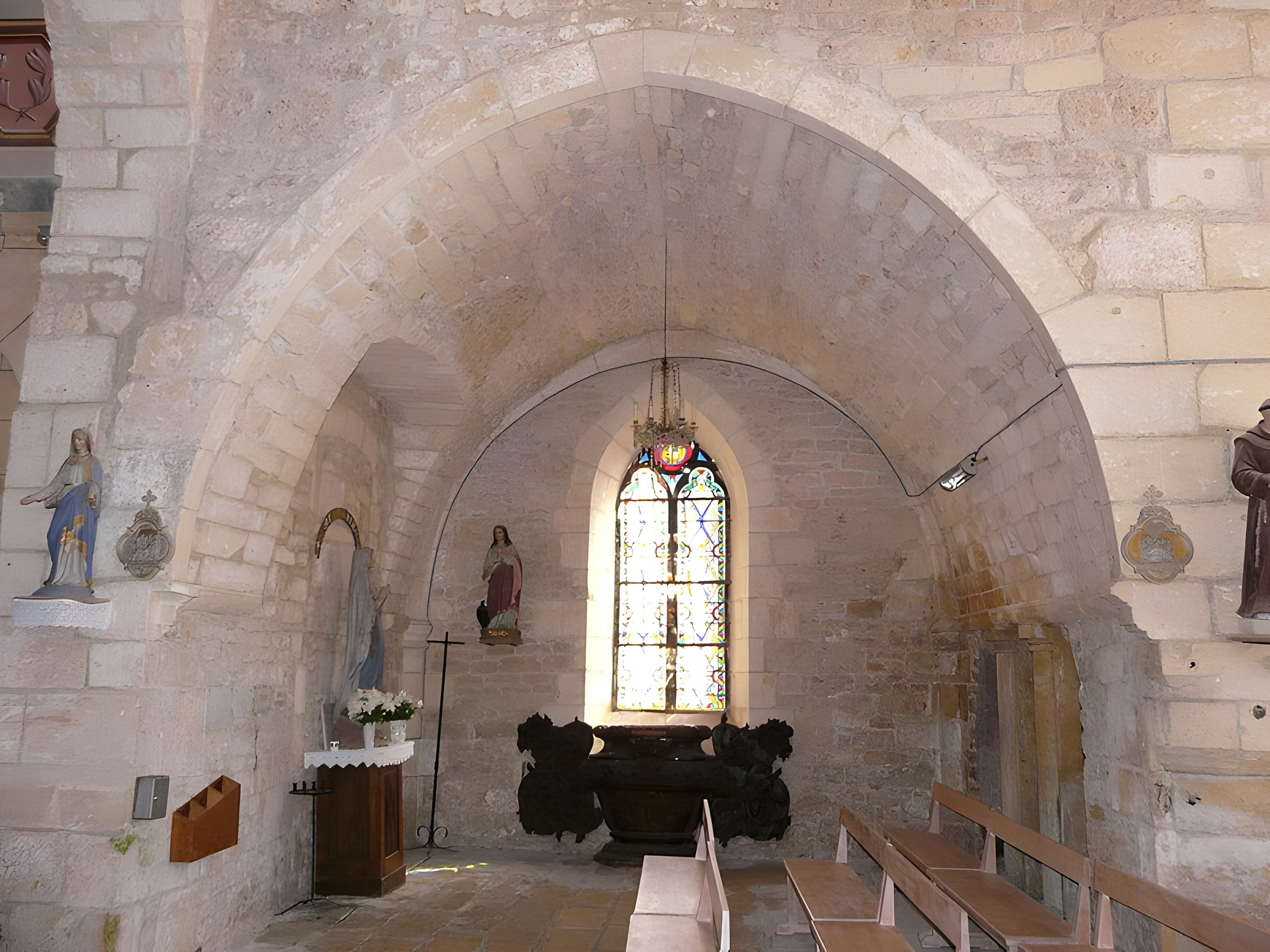 Église Saint-Cyr-et-Sainte-Julitte d'Aubas