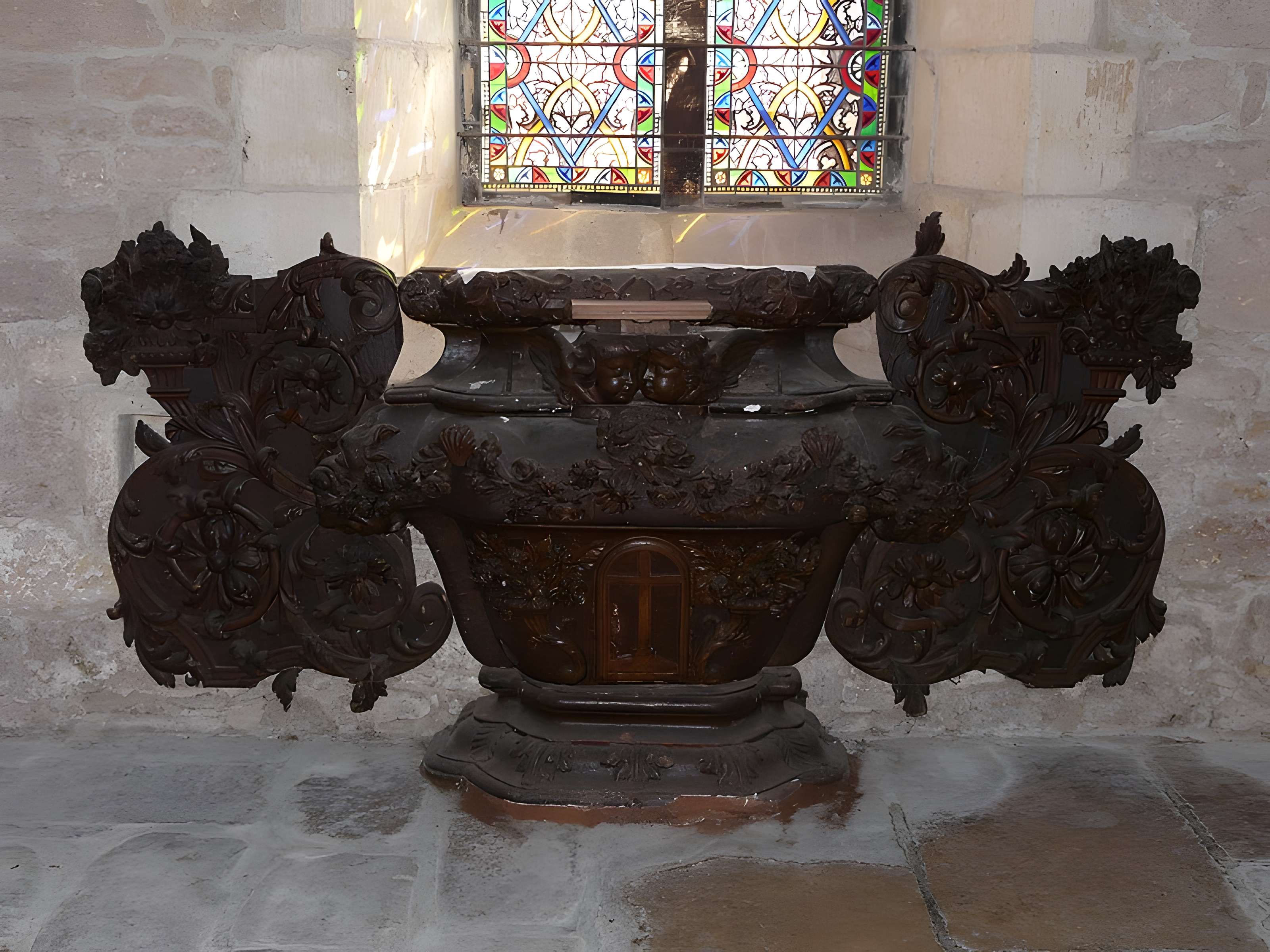 Église Saint-Cyr-et-Sainte-Julitte d'Aubas