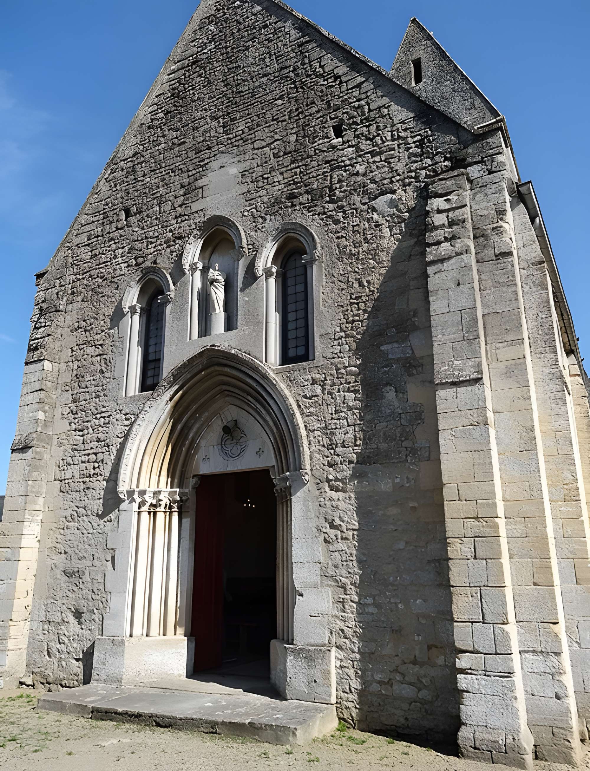 Église Saint-Cyr-et-Sainte-Julitte de Vaucelles