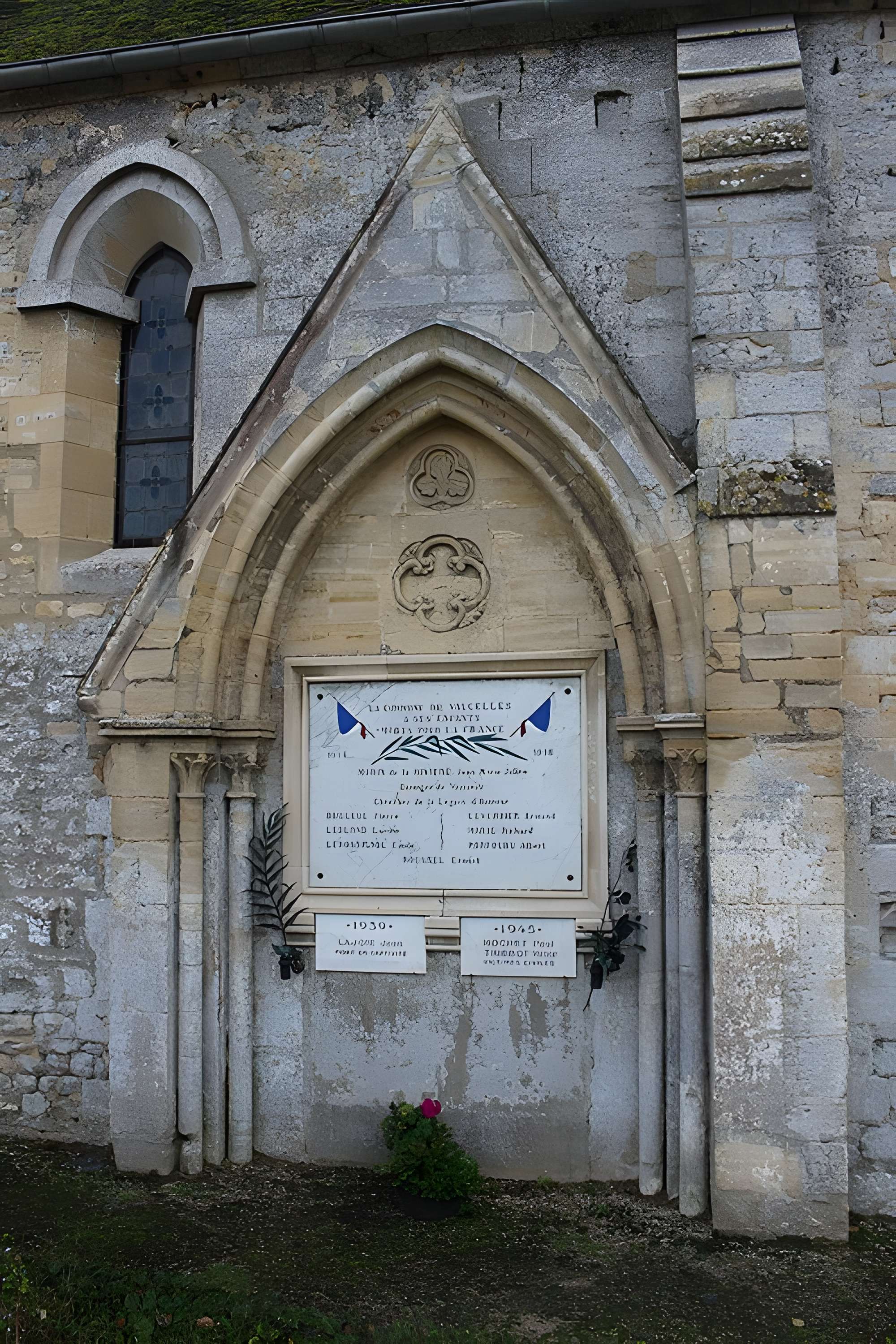 Église Saint-Cyr-et-Sainte-Julitte de Vaucelles