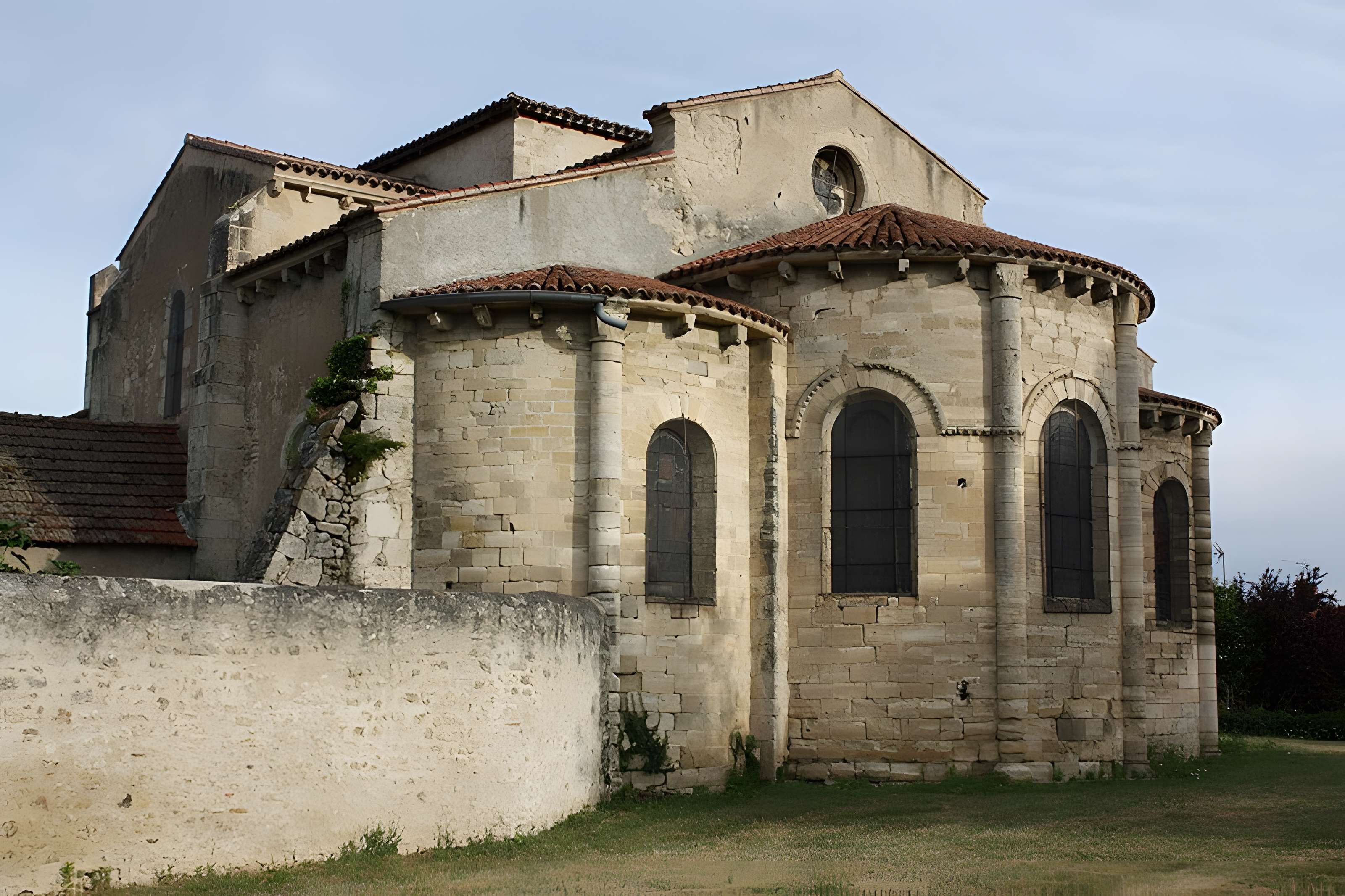 Église Saint-Cyr-et-Sainte-Julitte d'Escurolles