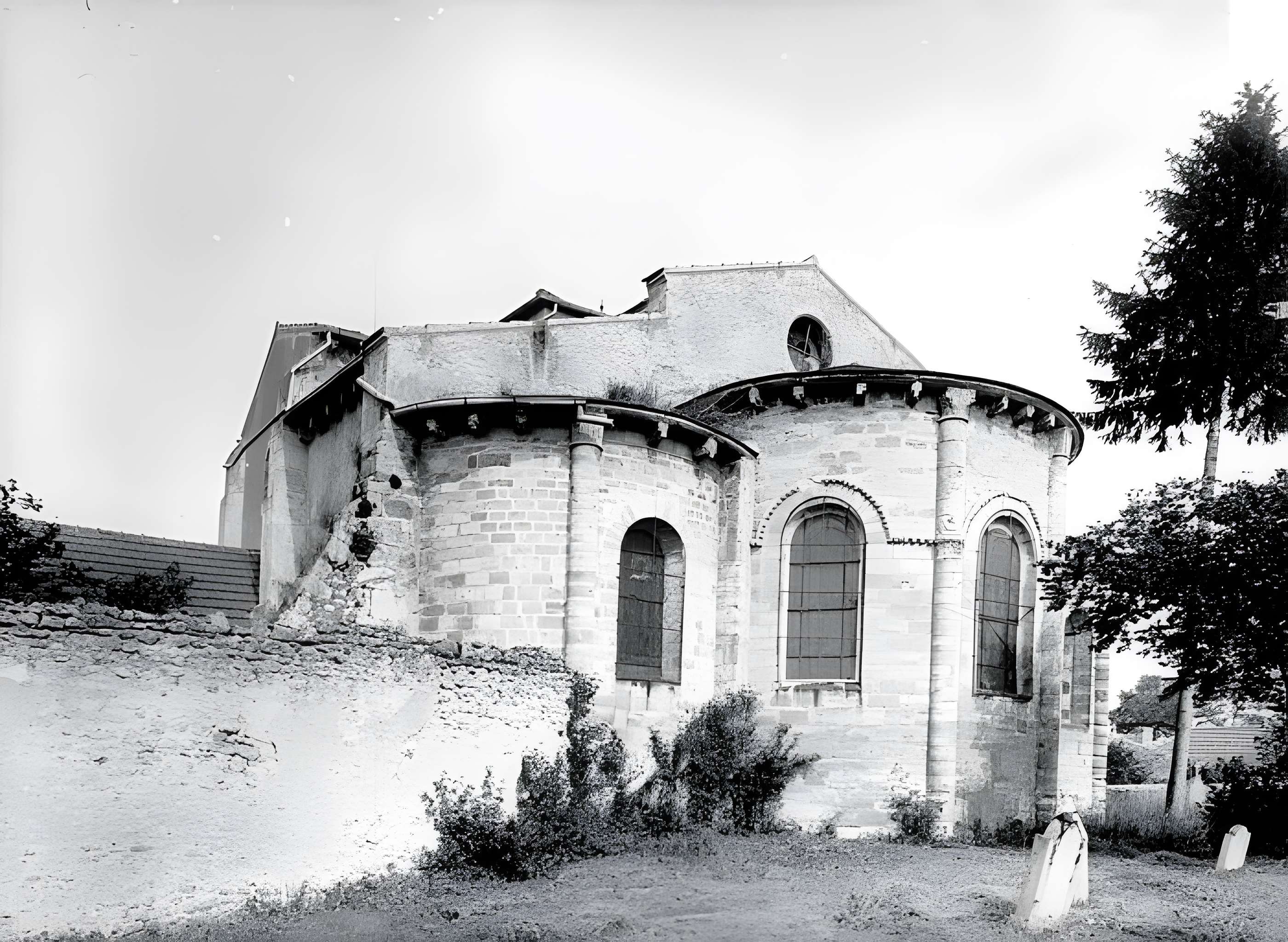 Église Saint-Cyr-et-Sainte-Julitte d'Escurolles