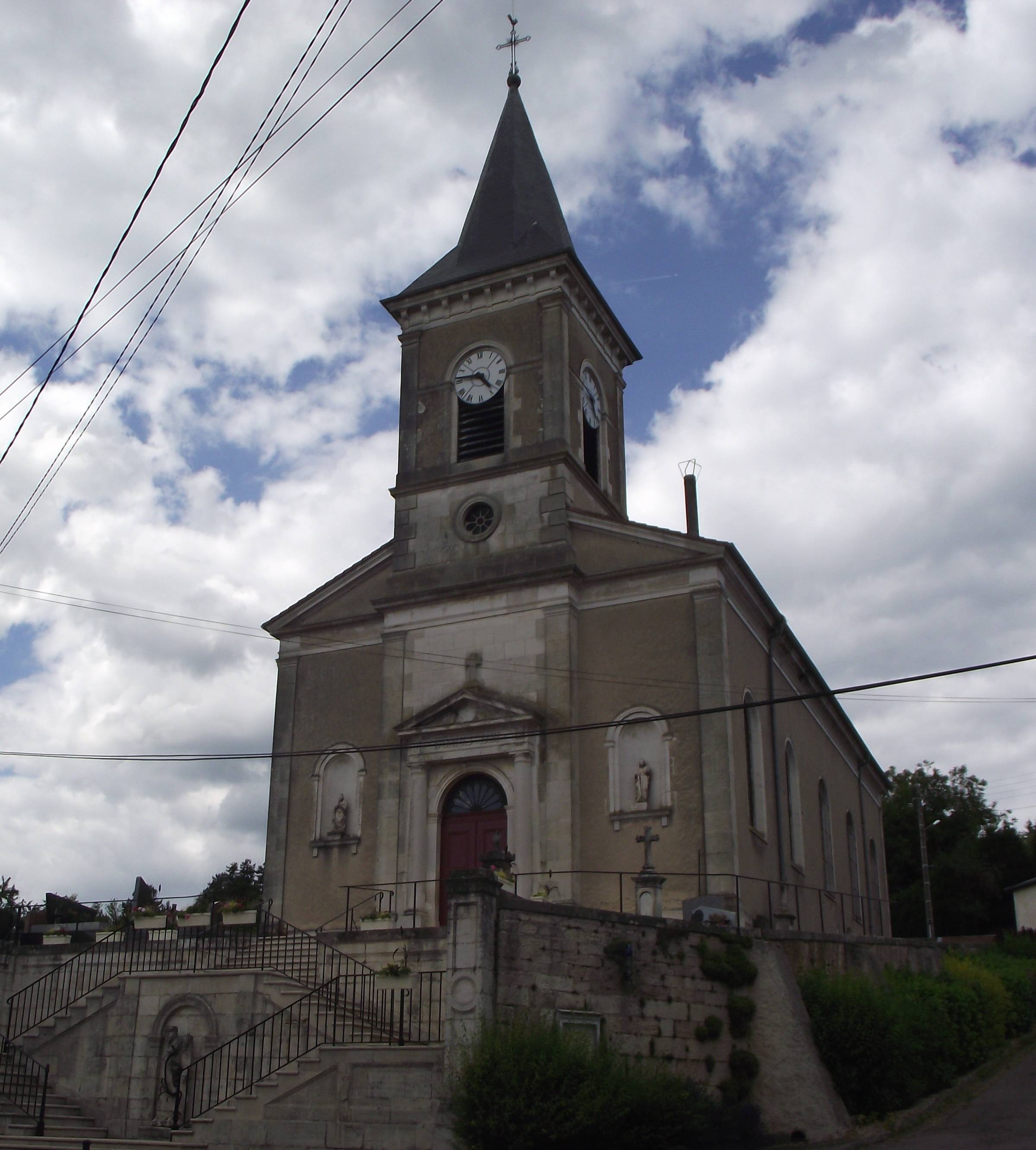 Photo de Church of Saint Martin of Vannes-le-Châtel