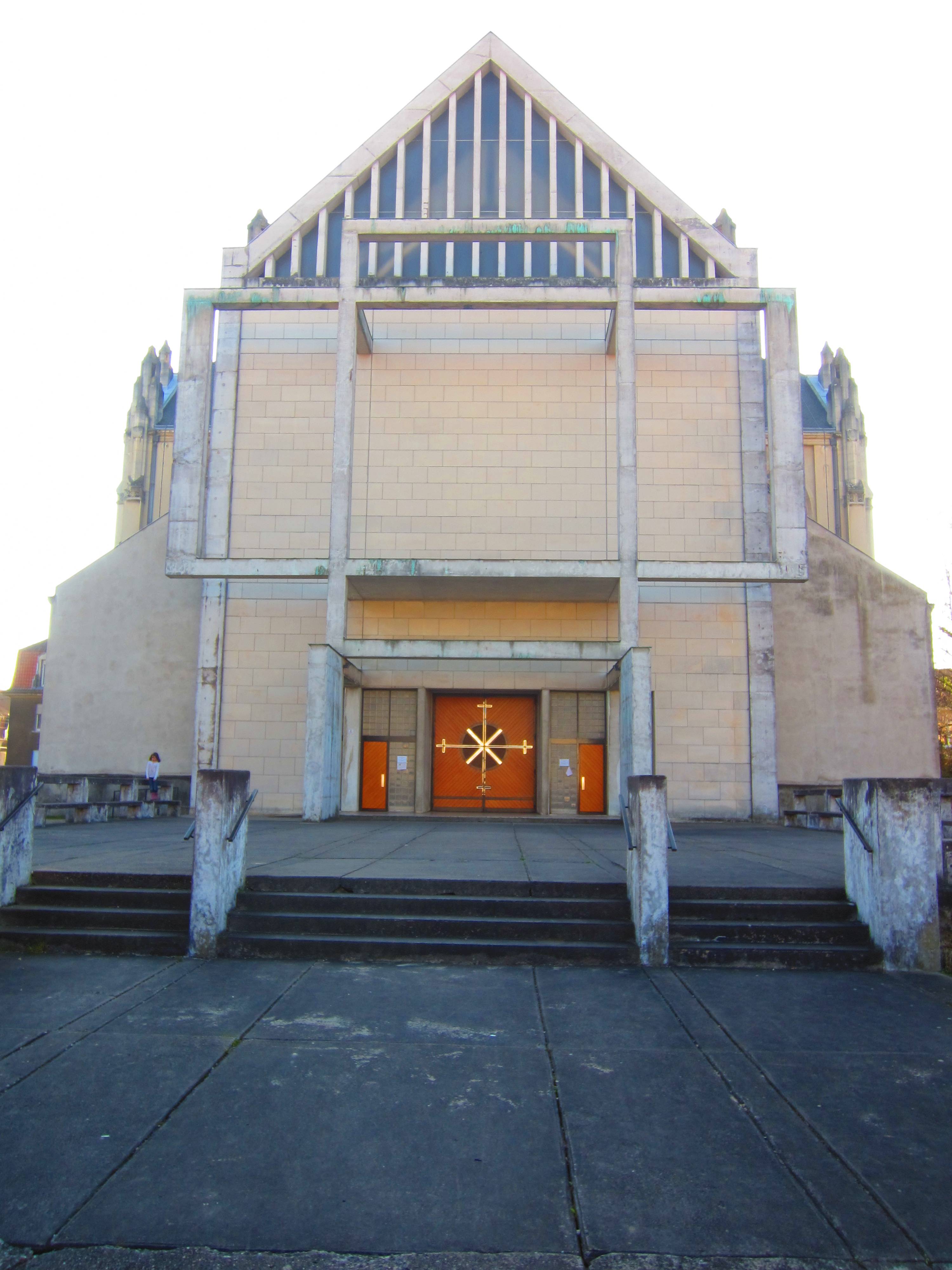 Photo de Chiesa di Santa Teresa del Bambino-Gesù di Villers-lès-Nancy