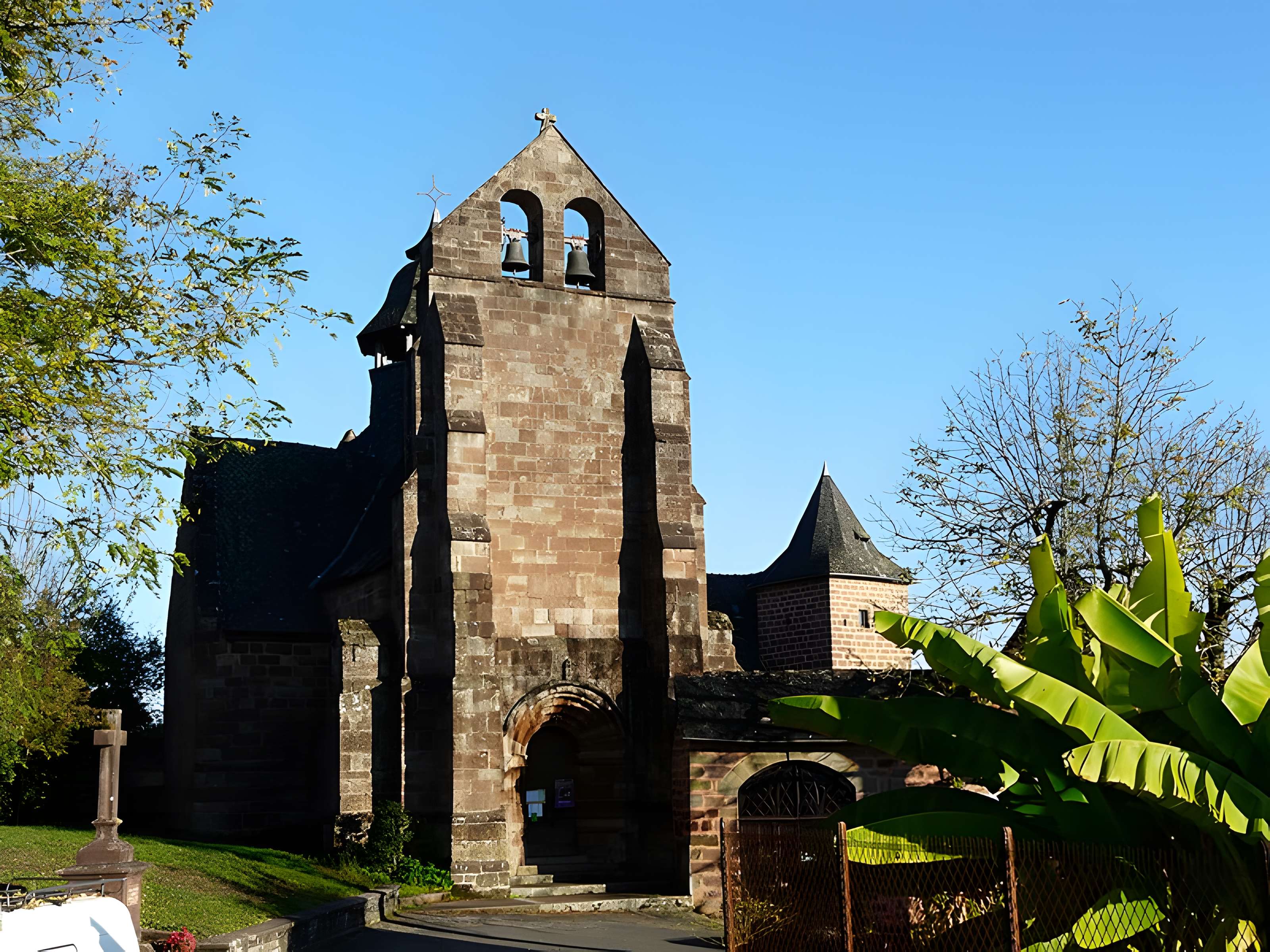 Église Saint-Cyr-Sainte-Julitte de Saint-Cyr-la-Roche