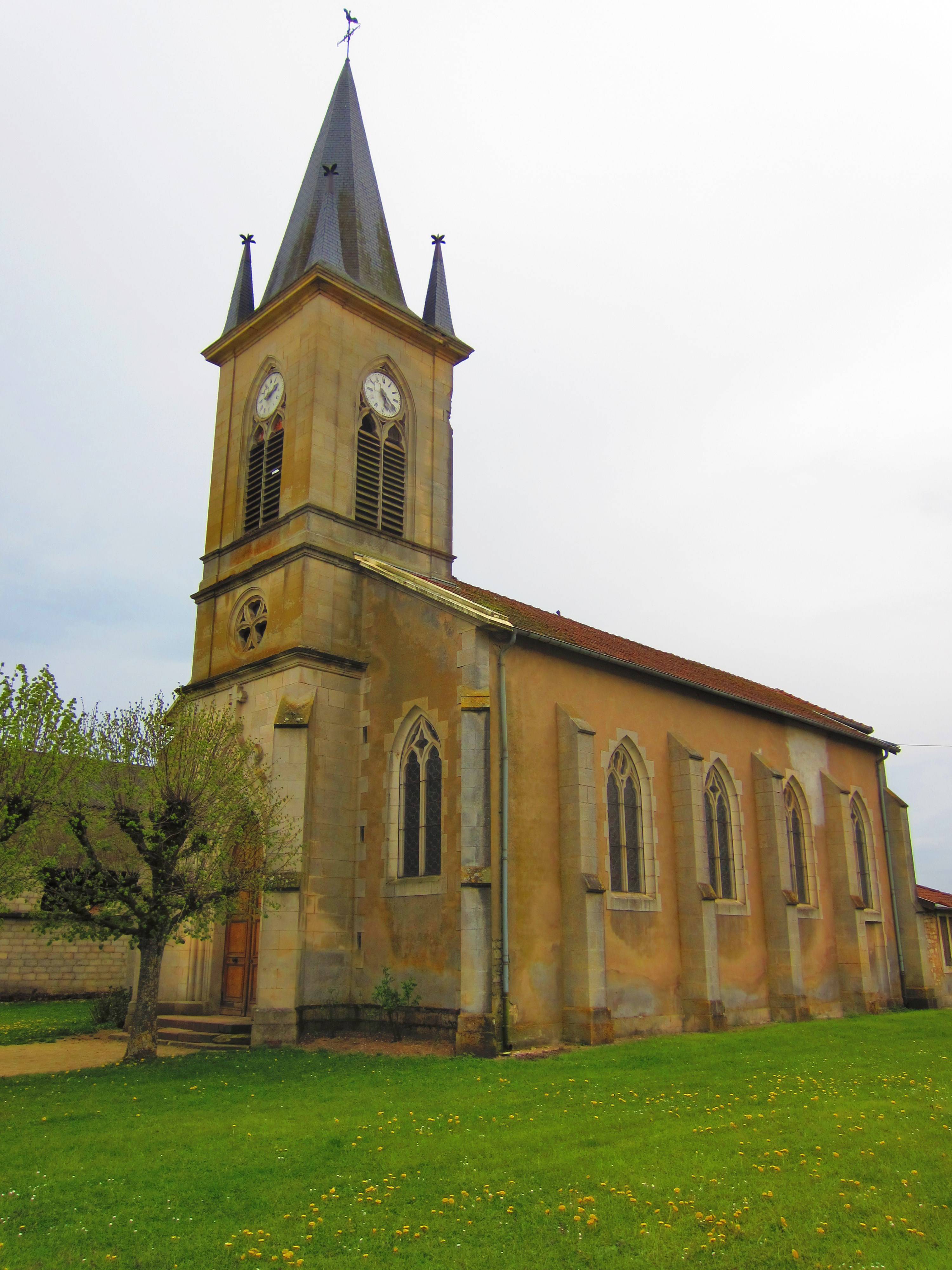 Photo de Saint-Agnan de Saint-Angnant-sous-les-Côtes Kerk