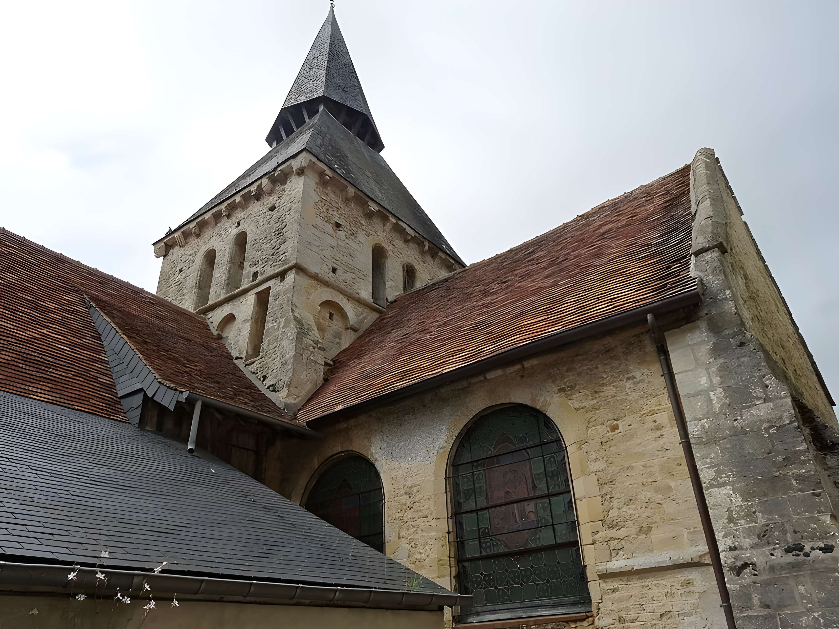 Église Saint-Denis de Cambremer 