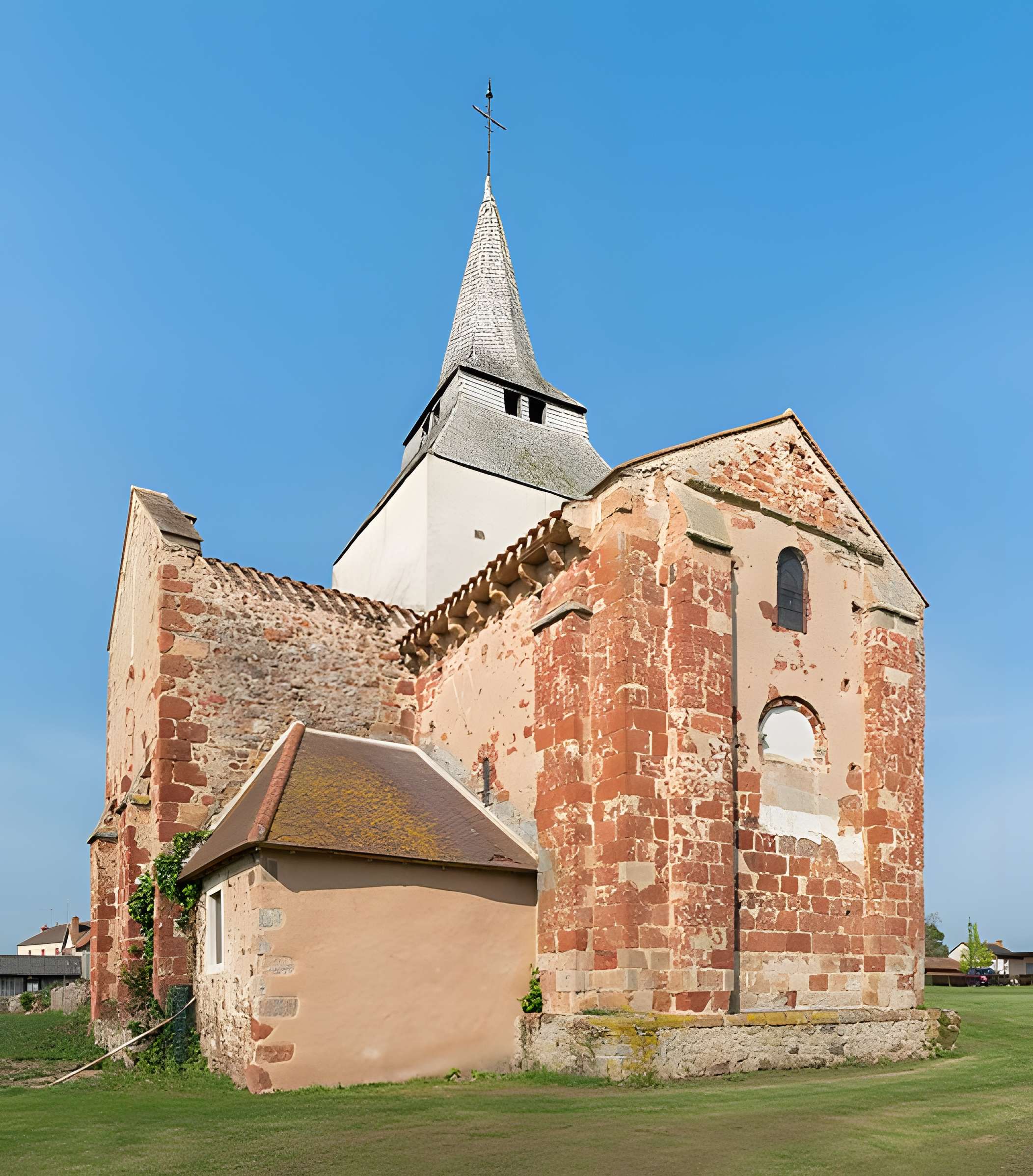 Église Saint-Denis de Chazemais