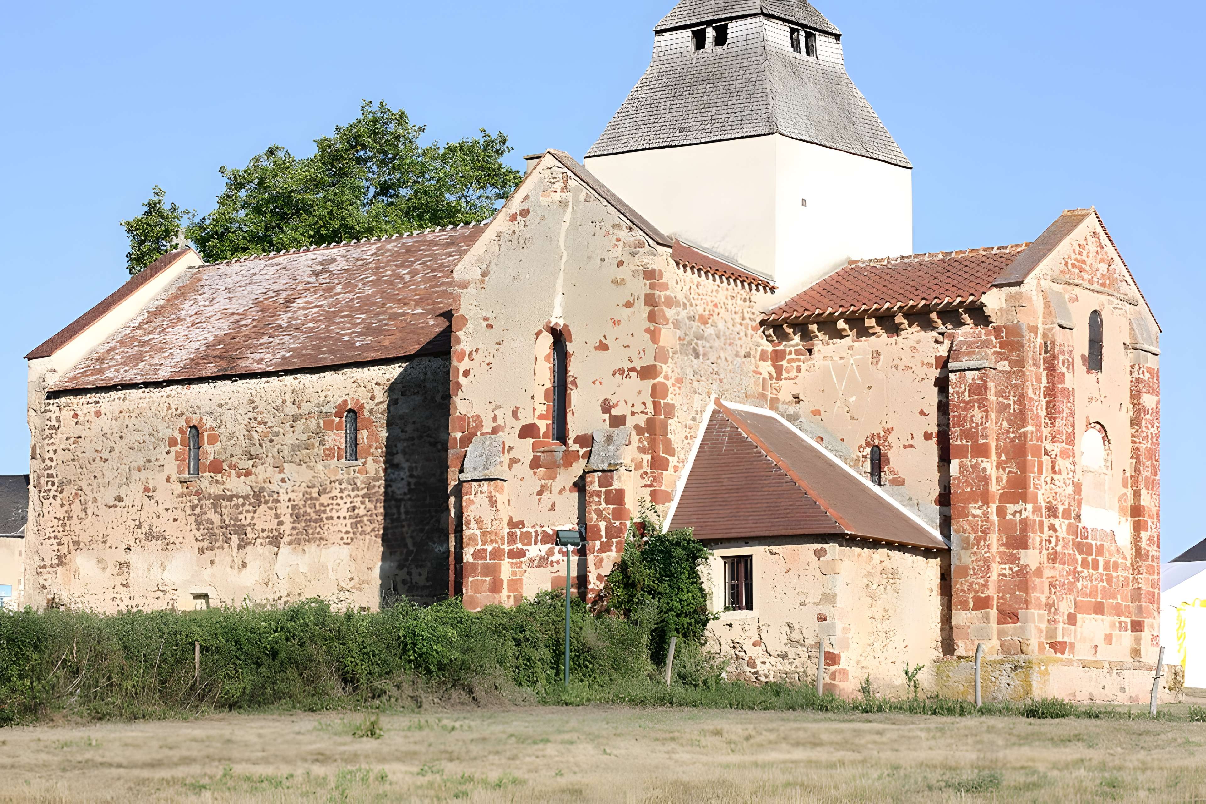Église Saint-Denis de Chazemais