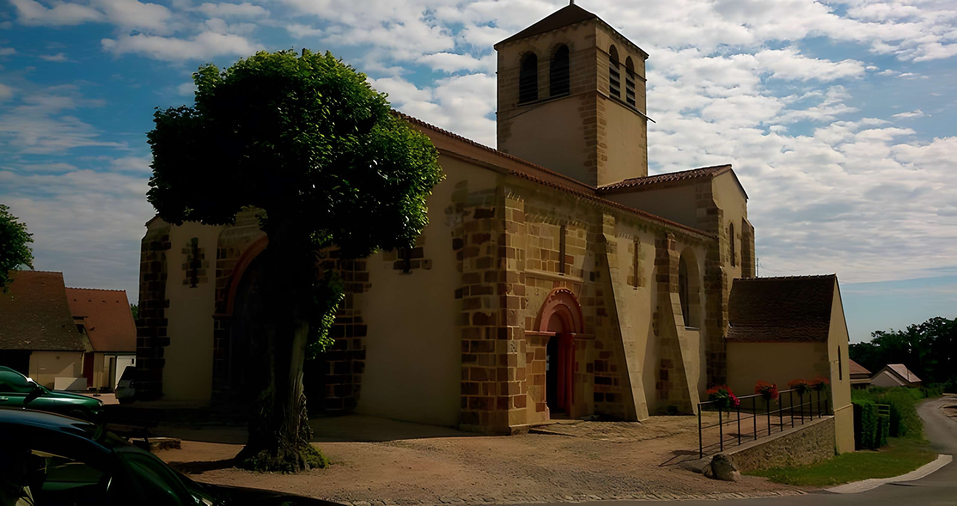Église Saint-Denis de Chemilly 