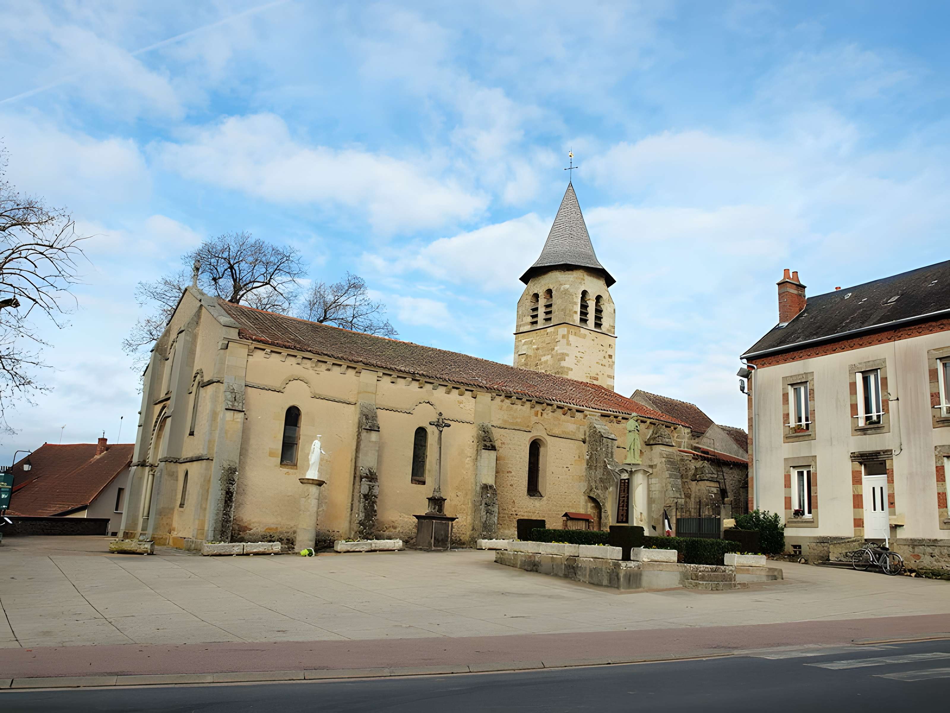 Église Saint-Denis de Deux-Chaises