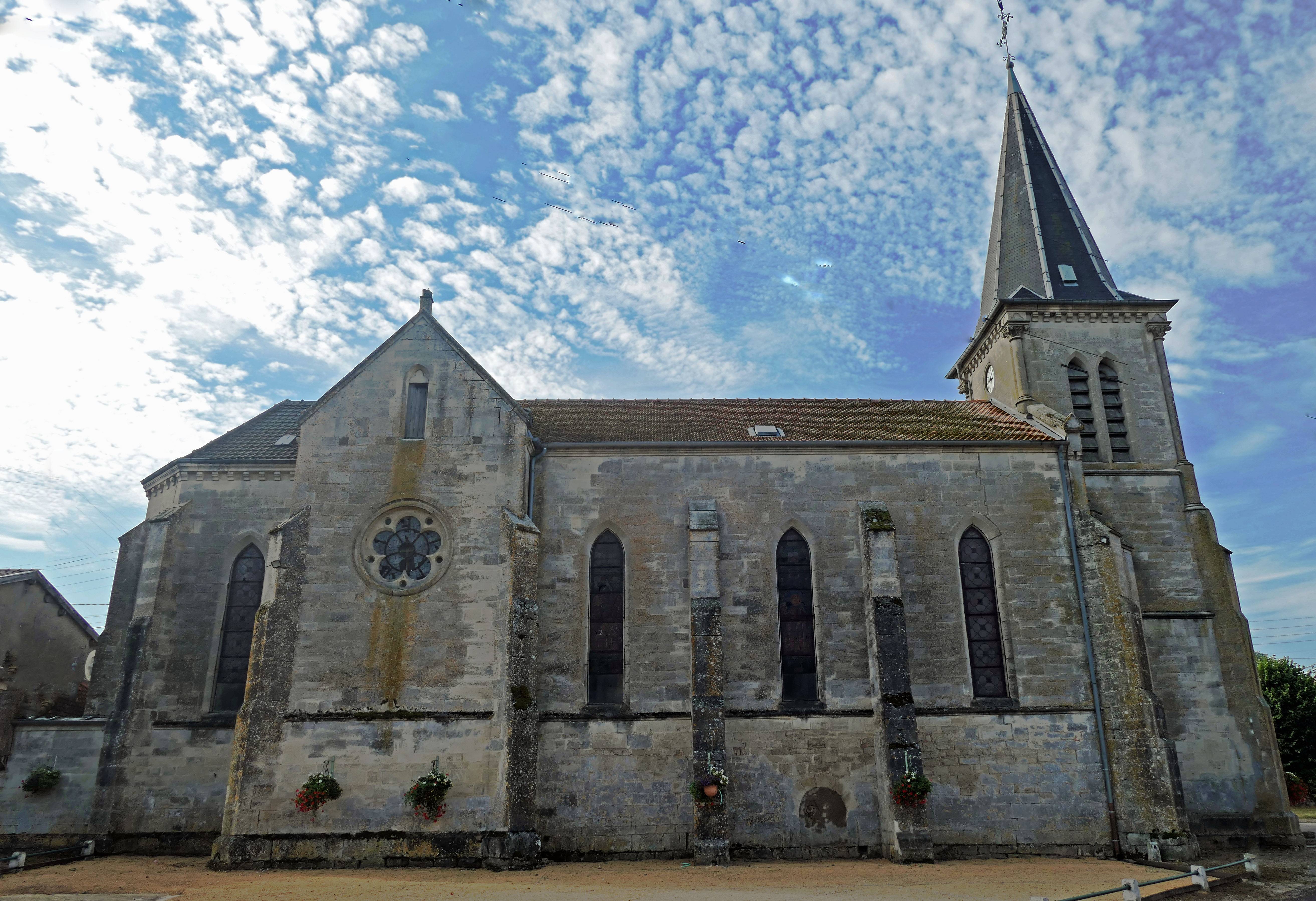 Photo de Saint-Remi d'Oëy チャーチ