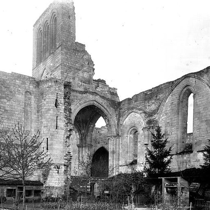 Photo de Église Saint-Denis de Doué-la-Fontaine