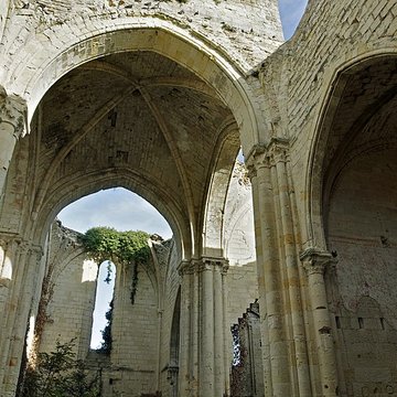 Église Saint-Denis de Doué-la-Fontaine