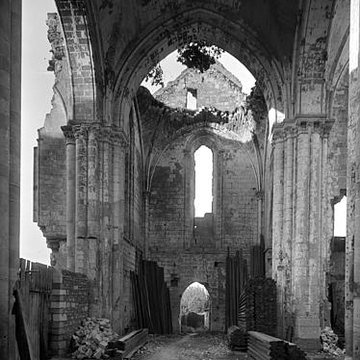 Église Saint-Denis de Doué-la-Fontaine