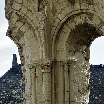 Église Saint-Denis de Doué-la-Fontaine